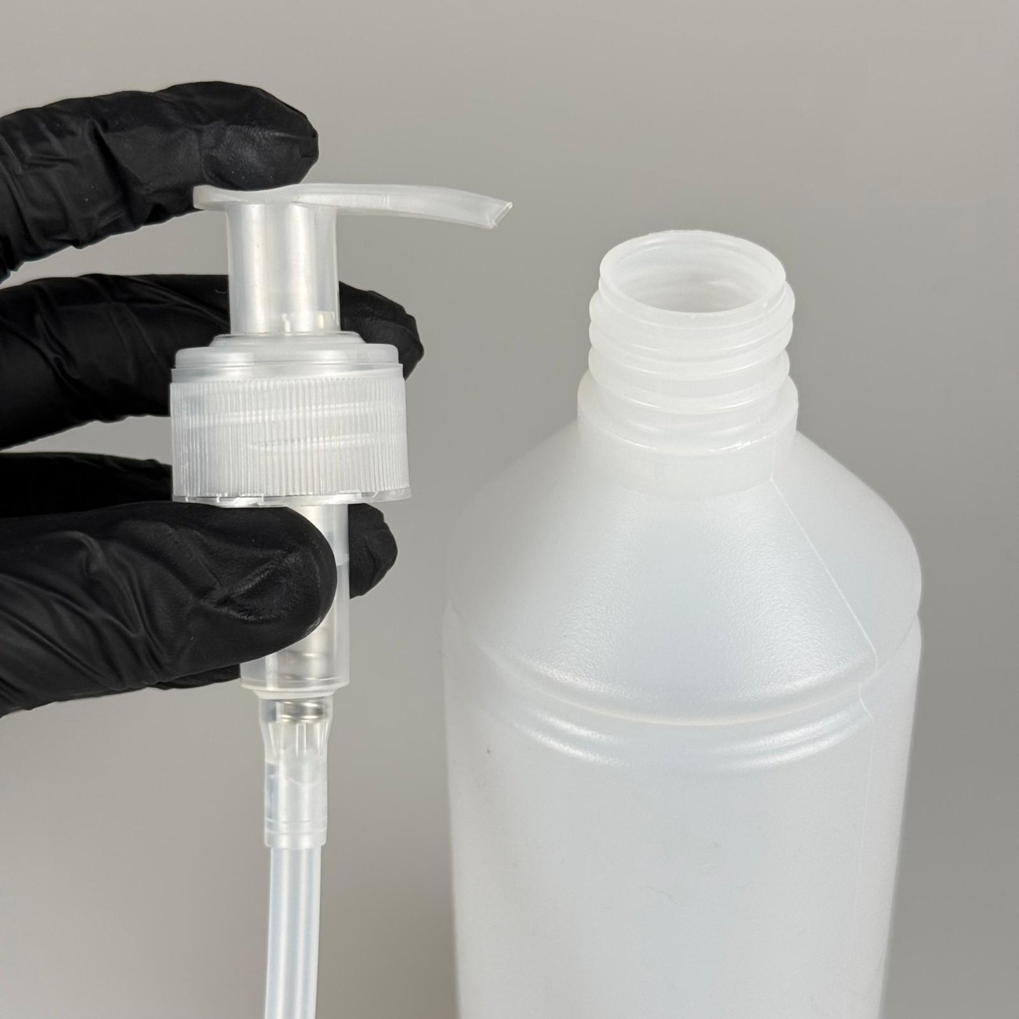 500 CC TİNER ŞİŞESİ - ŞEFFAF SIVI SABUN POMPALI - 500 ML KİMYASALA DAYANIKLI PLASTİK ŞİŞE - 0,5 LT POLİETİLEN ŞİŞE