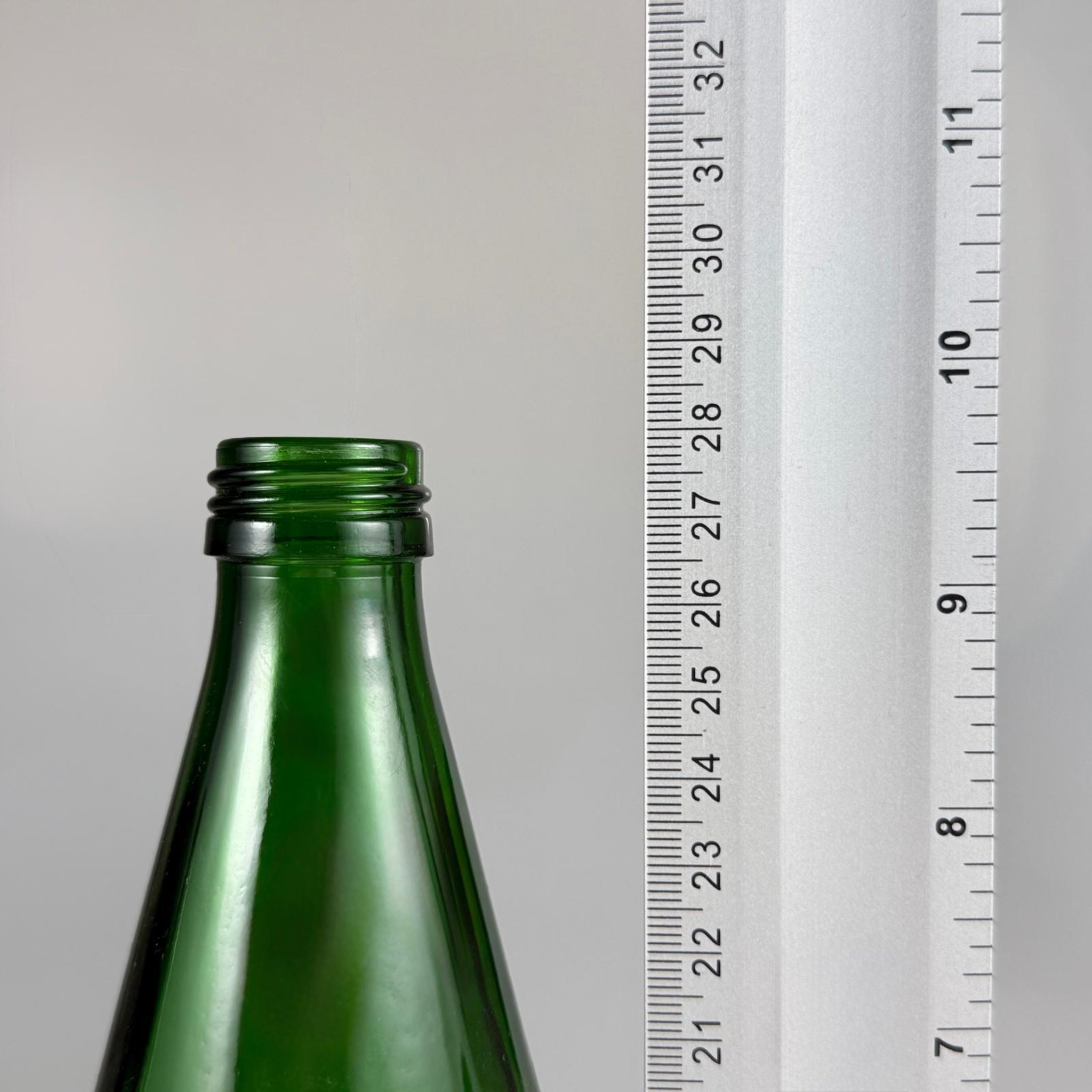 750 CC YEŞİL CAM ŞİŞE KAPAKSIZ (28 AĞIZ) - 750 ML CAM ŞİŞE