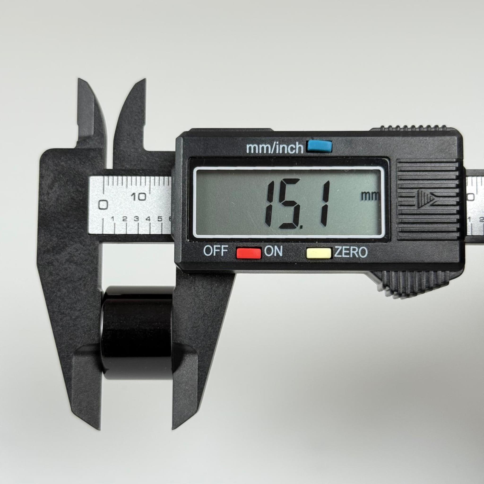 18 MM DELİKLİ SİYAH METALİK KAPLAMALI KAPAK (DAMLALIK İÇİN)