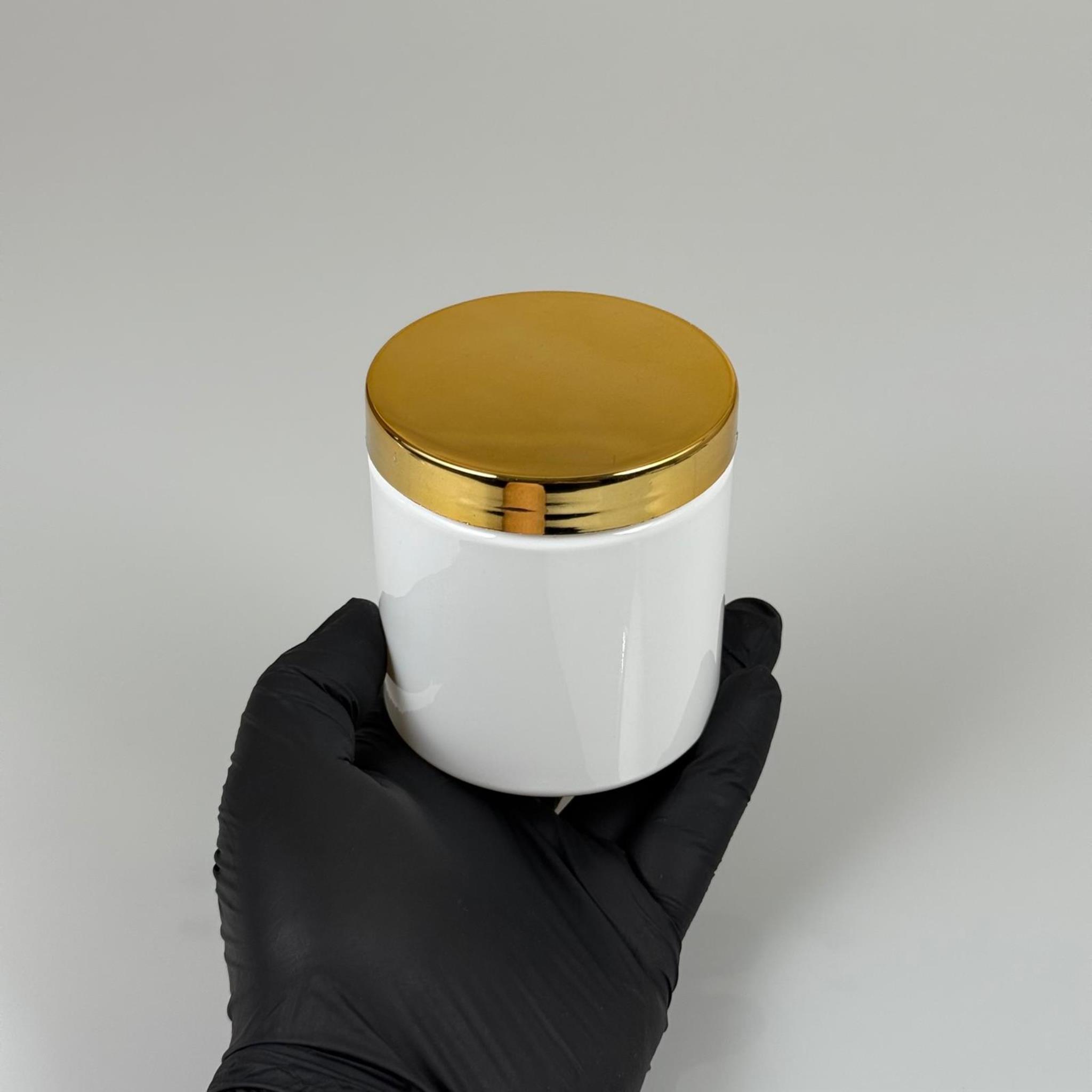 250 CC BEYAZ SERT PLASTİK KAVANOZ - GOLD KAPLAMALI PLASTİK KAPAKLI - 250 ML PLASTİK KAPAKLI PLASTİK KAVANOZ - KOZMETİK KAVANOZ, GIDA KAVANOZU VE KREM KAVANOZU OLARAK KULLANABİLİRSİNİZ