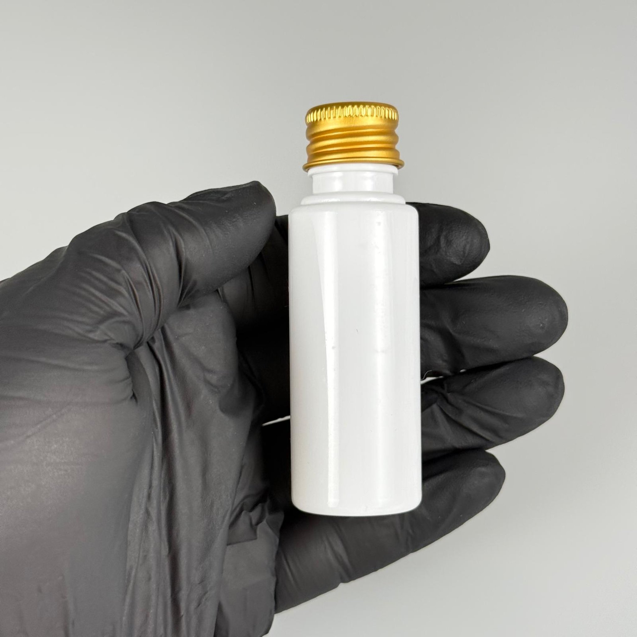 25 CC BEYAZ PET SHOT ŞİŞE - KÖPÜK CONTALI GOLD ALÜMİNYUM METAL KAPAKLI + DAMLALIKLI KOLONYA TIPALI TAKIM - 25 ML PLASTİK ŞİŞE