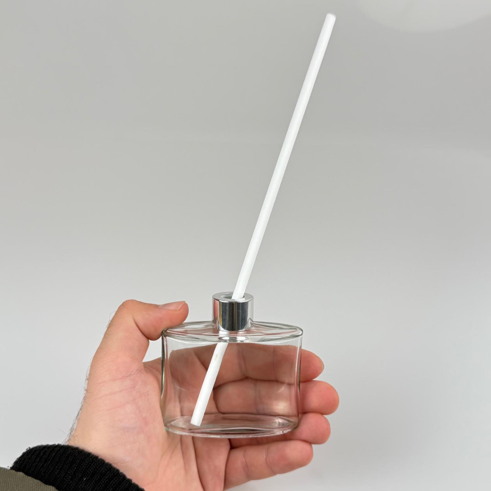 YASSI MODEL CAM BAMBU ODA KOKUSU ŞİŞESİ + METAL GÜMÜŞ KAPAK + TIPA + KALIN BEYAZ FİBER BAMBU ÇUBUK - 50 ML SET TAKIM - HEDİYELİK PROMOSYON DİFFUSER ŞİŞELERİ