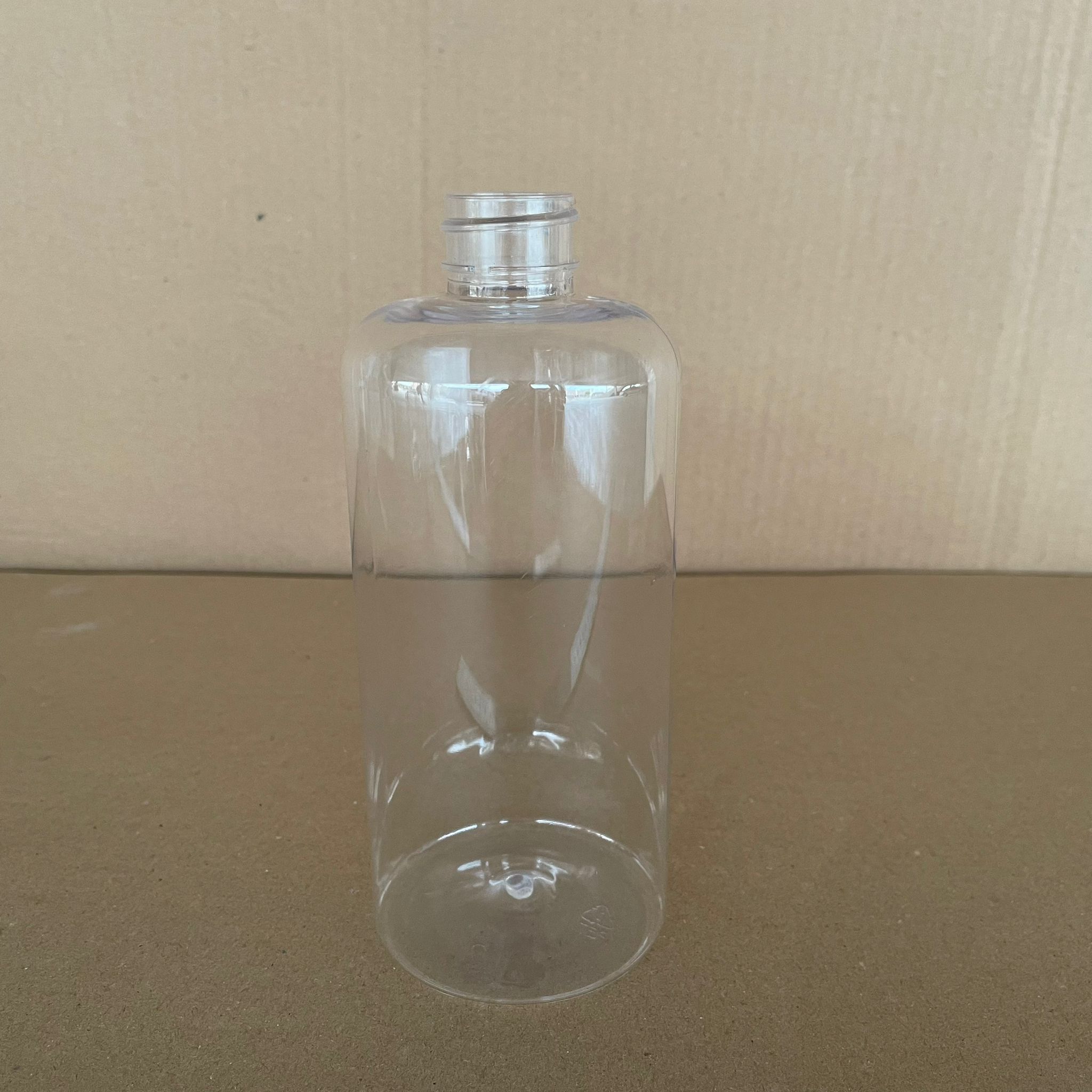 500 CC UZUN SİLİNDİR PET ŞİŞE KALIN (26 GR) KAPAKSIZ - 28 AĞIZ - 500 ML PET ŞİŞE