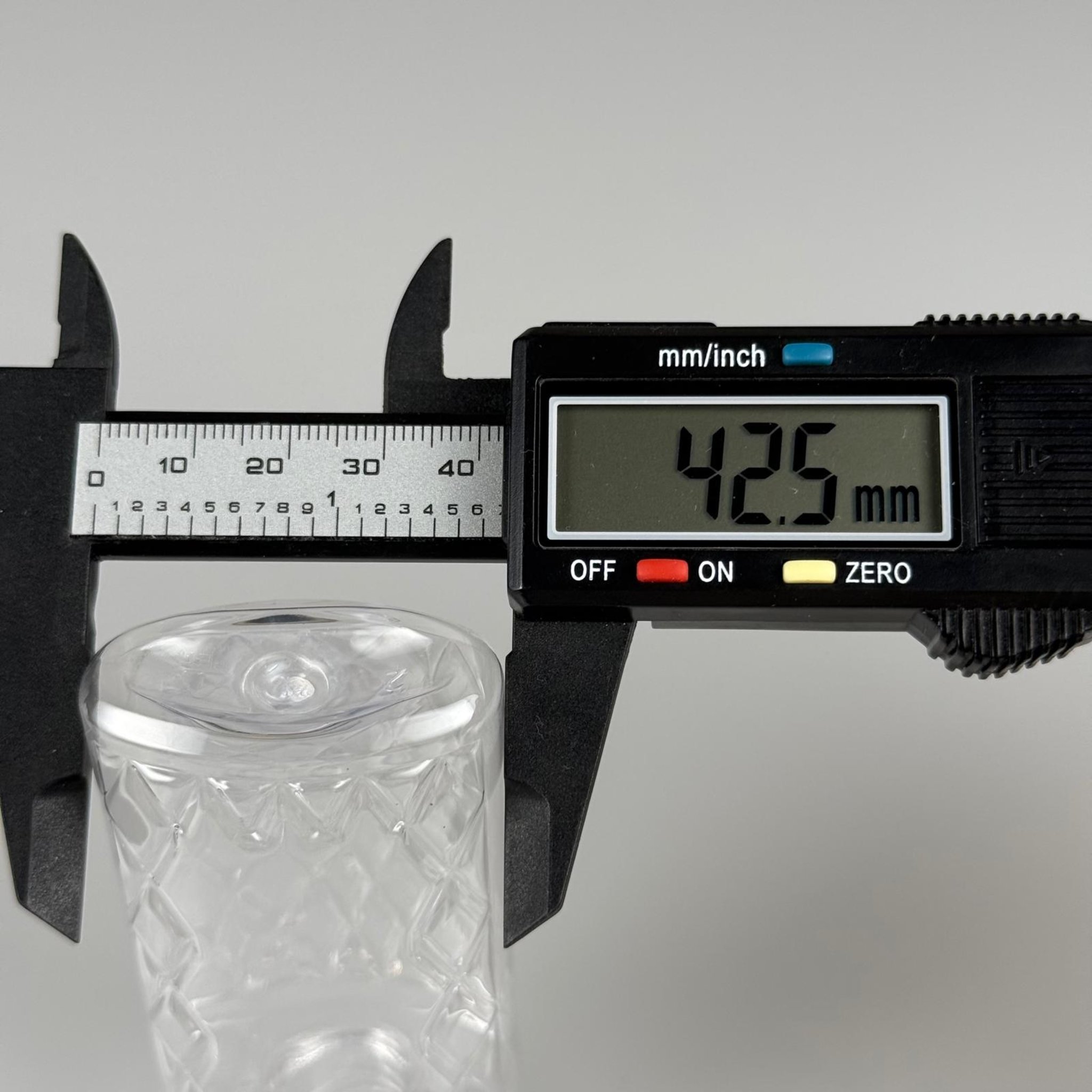 50 CC KÖŞELİ ŞEFFAF PET ŞİŞE + KÖPÜK CONTALI GÜMÜŞ ALÜMİNYUM METAL KAPAKLI TAKIM - 50 ML PET ŞİŞE