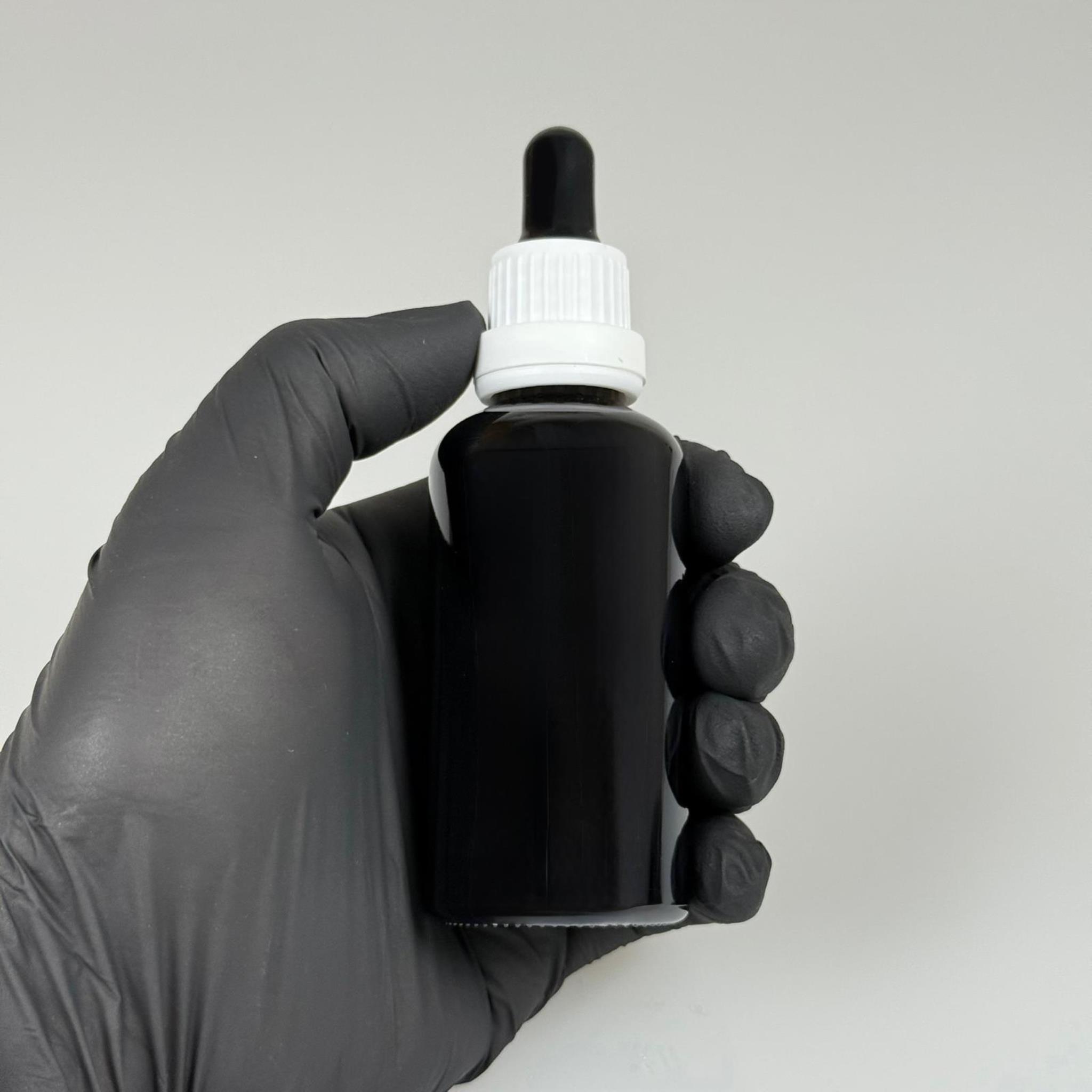 50 CC SİYAH CAM DAMLALIKLI ŞİŞE - SİYAH EMZİK - BEYAZ PLASTİK KİLİTLİ KAPAK - 50 ML SİYAH CAM DAMLALIKLI ŞİŞE