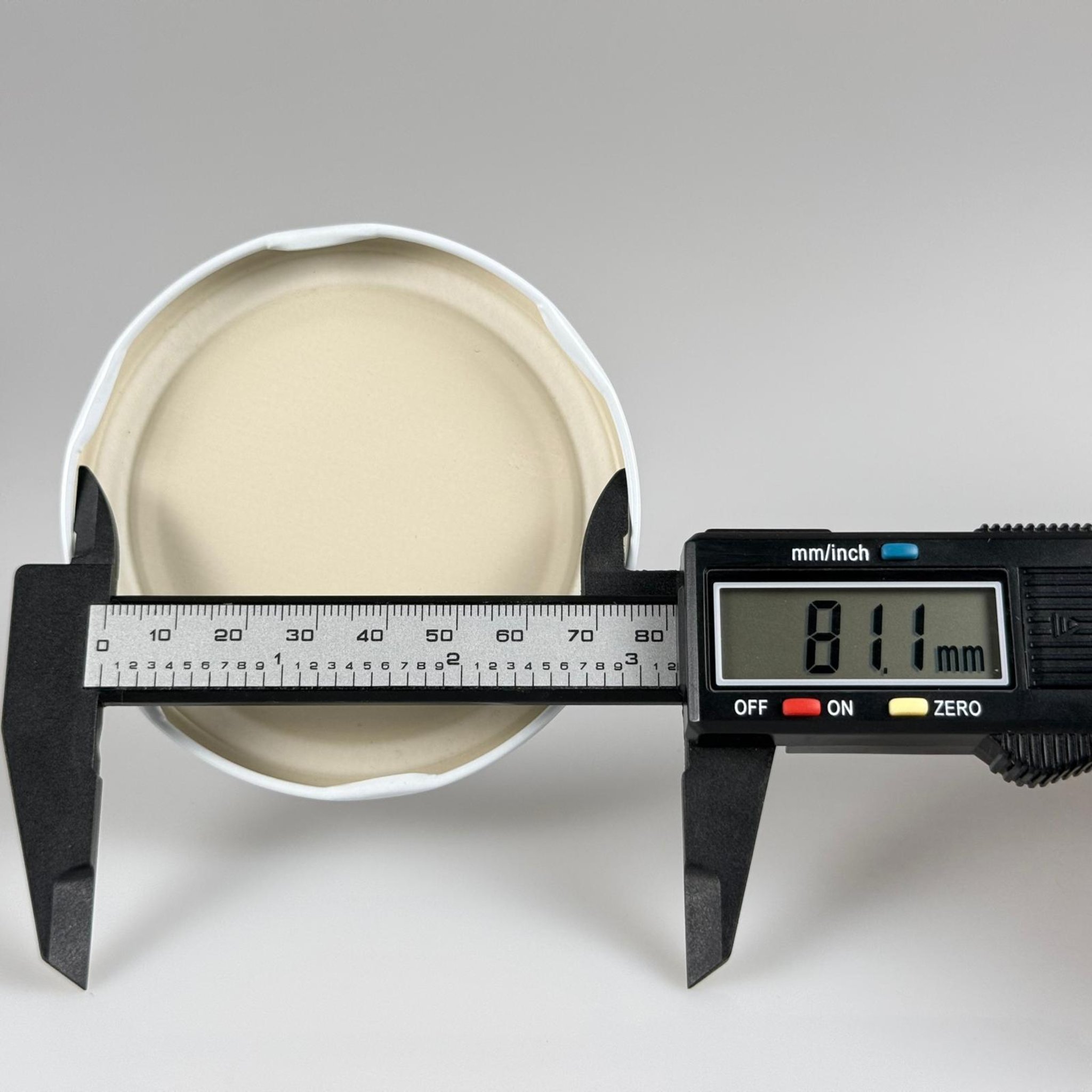 82 MM TWİST-OFF BEYAZ METAL KAPAK (UYGUN FİYATLI KONSERVE KAPAĞI) - KAMPANYALI KAVANOZ KAPAĞI - STANDART BOY KAPAK