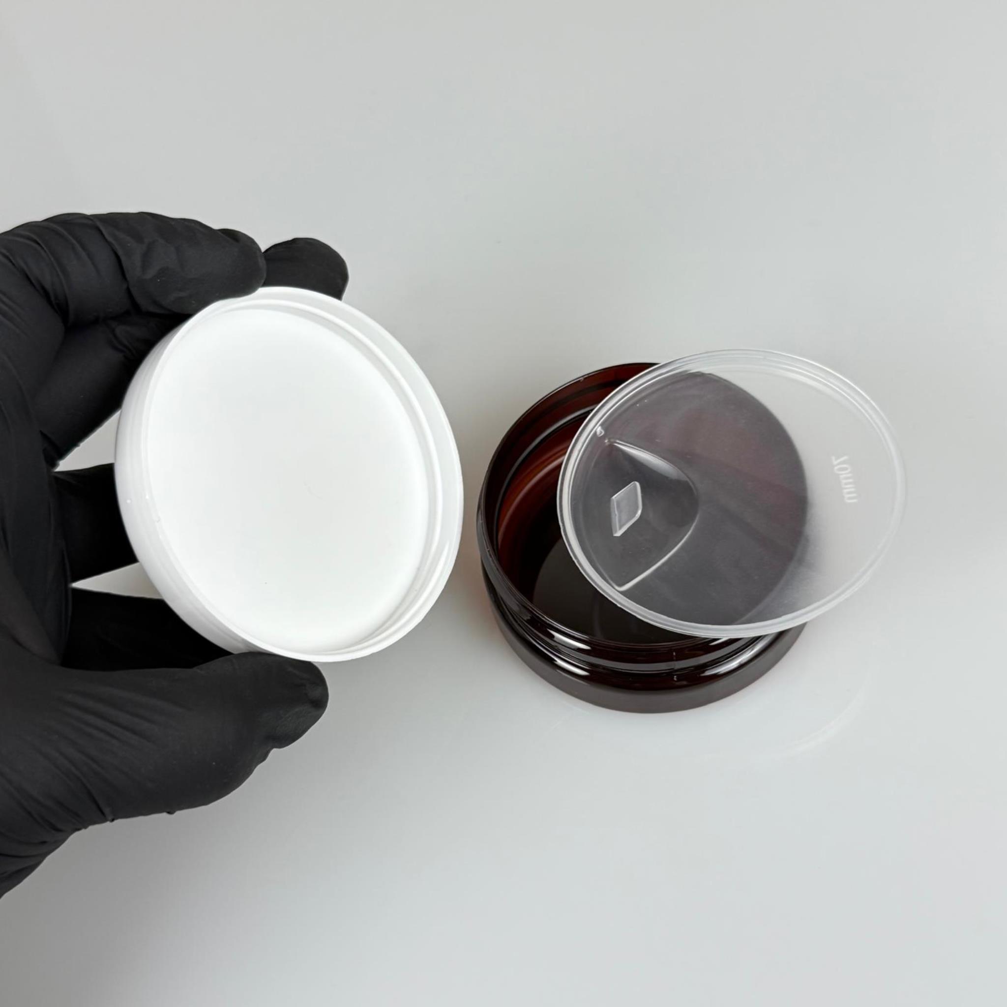 50 ML SERT PET KAVANOZ + BEYAZ PLASTİK KAPAK + İÇ TIPA - 50 CC KALIN AMBER PLASTİK KAVANOZ BEYAZ PLASTİK KAPAKLI İÇ TIPALI TAKIM - KREM KAVANOZLARI