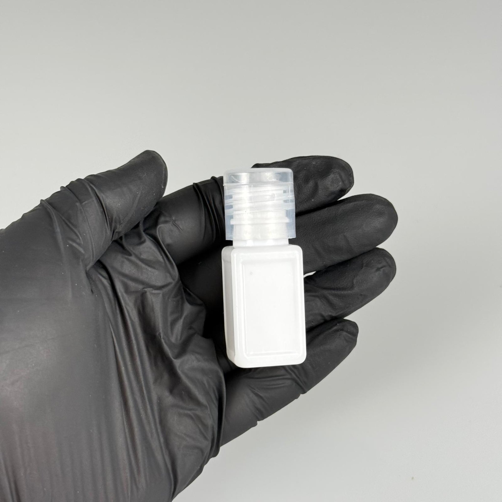 10 ML AÇILIR KAPAKLI BEYAZ KARE PET ŞİŞE - 10 CC BEYAZ ŞİŞE + ŞEFFAF FLİPTOP KAPAKLI TAKIM