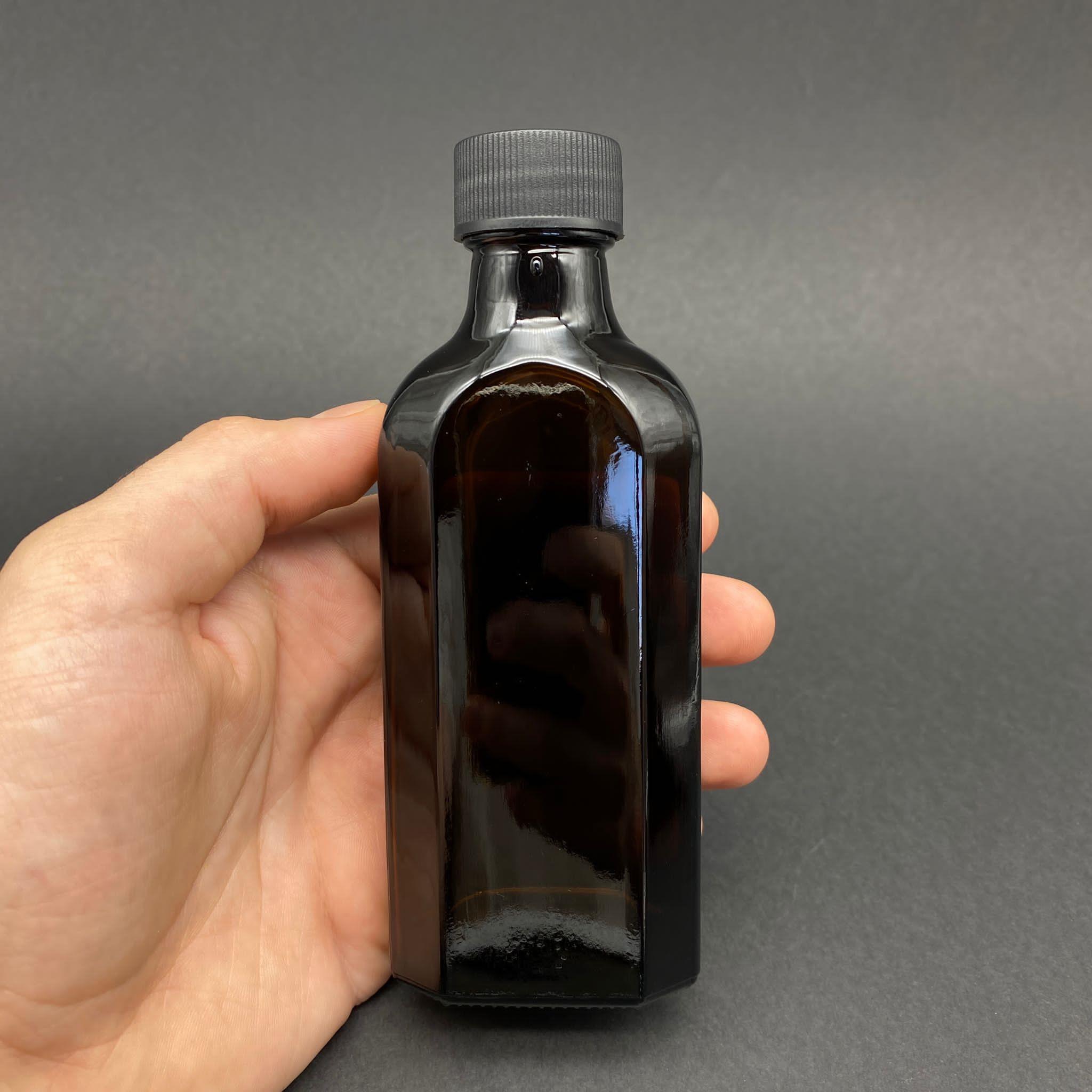 100 CC AMBER YASSI CAM ŞİŞE - SİYAH PLASTİK KAPAKLI - KOLONYA TIPALI - 100 ML KAHVERENGİ YASSI MODEL CAM ŞİŞE