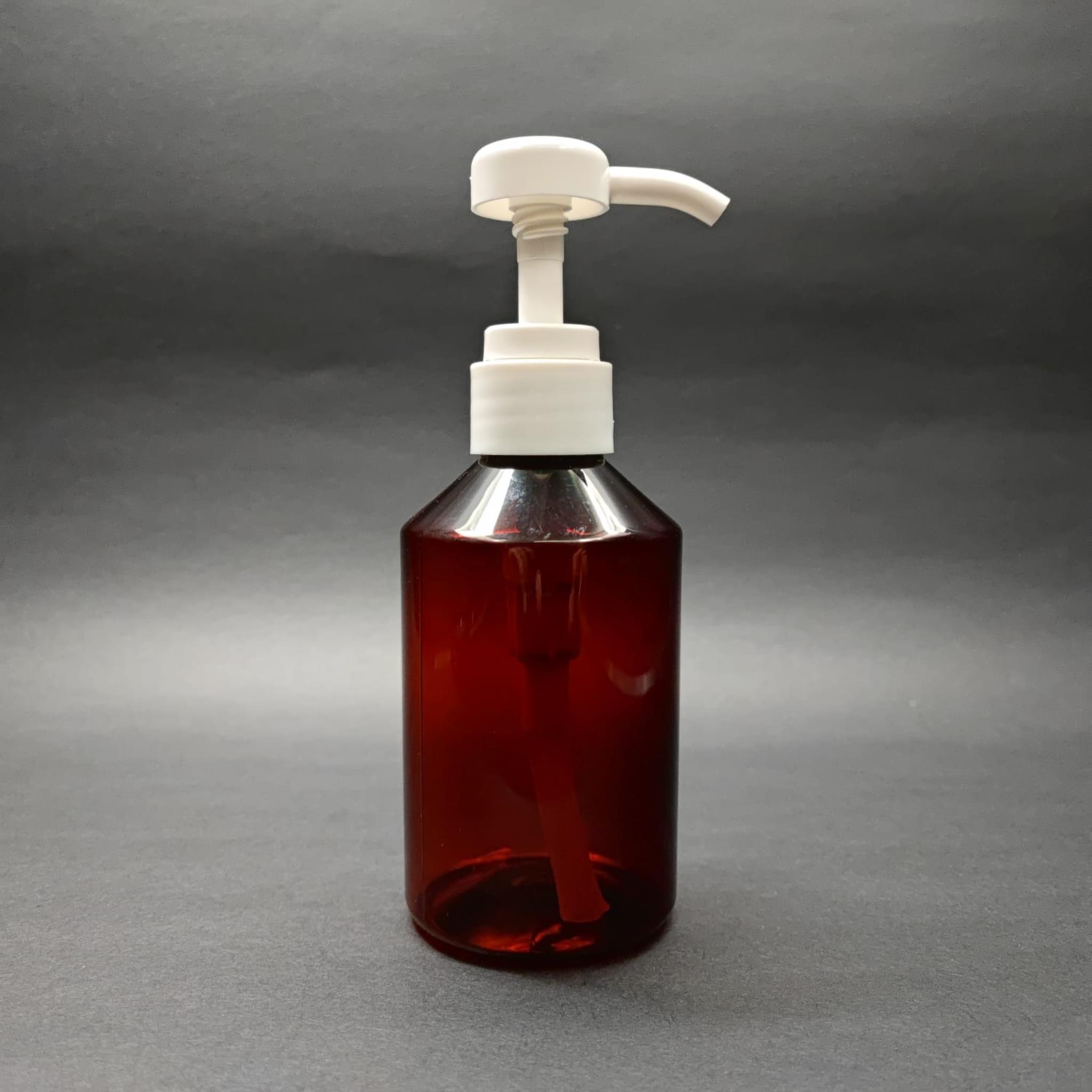 250 CC AMBER PET ŞİŞE + BEYAZ DOZAJ POMPALI (HER BASMADA 4 CC SIVI ATAR)  - 250 ML POMPALI ŞİŞE - ŞURUP, ŞAMPUAN, KREM GİBİ YOĞUN KIVAMLI SIVILARDA KULLANILIR
