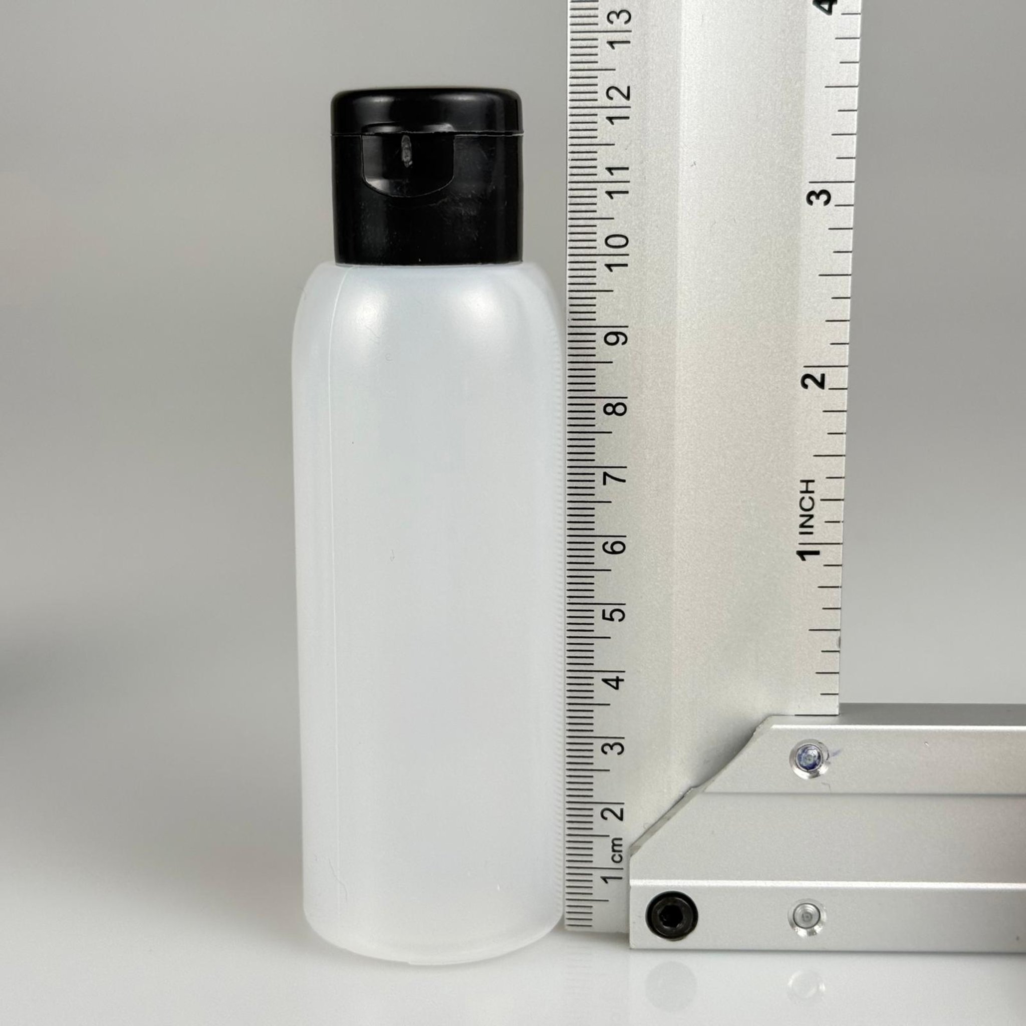 100 ML SIKILABİLİR YUMUŞAK PE POLİETİLEN PLASTİK ŞİŞE - SİYAH FLİPTOP ŞAMPUAN KAPAKLI - 100 cc sos, yağ, kartuş, mürekkep vb için boş şişeler