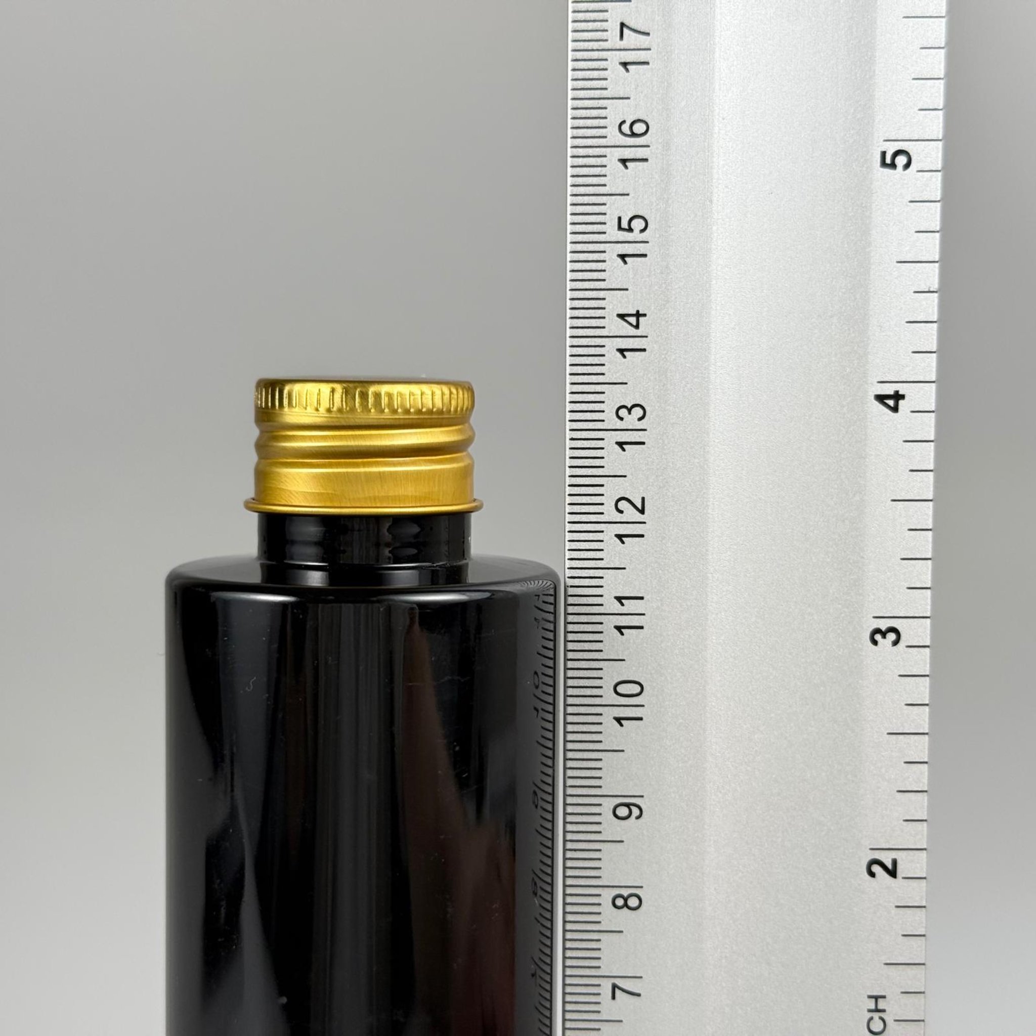 150 CC SİYAH SİLİNDİR MODEL PARLAK SERT PET ŞİŞE (24 AĞIZ) + KÖPÜK CONTALI GOLD METAL ALÜMİNYUM KAPAK + KOLONYA TIPALI TAKIM - 150 ML KAPAKLI SİYAH PET ŞİŞELER