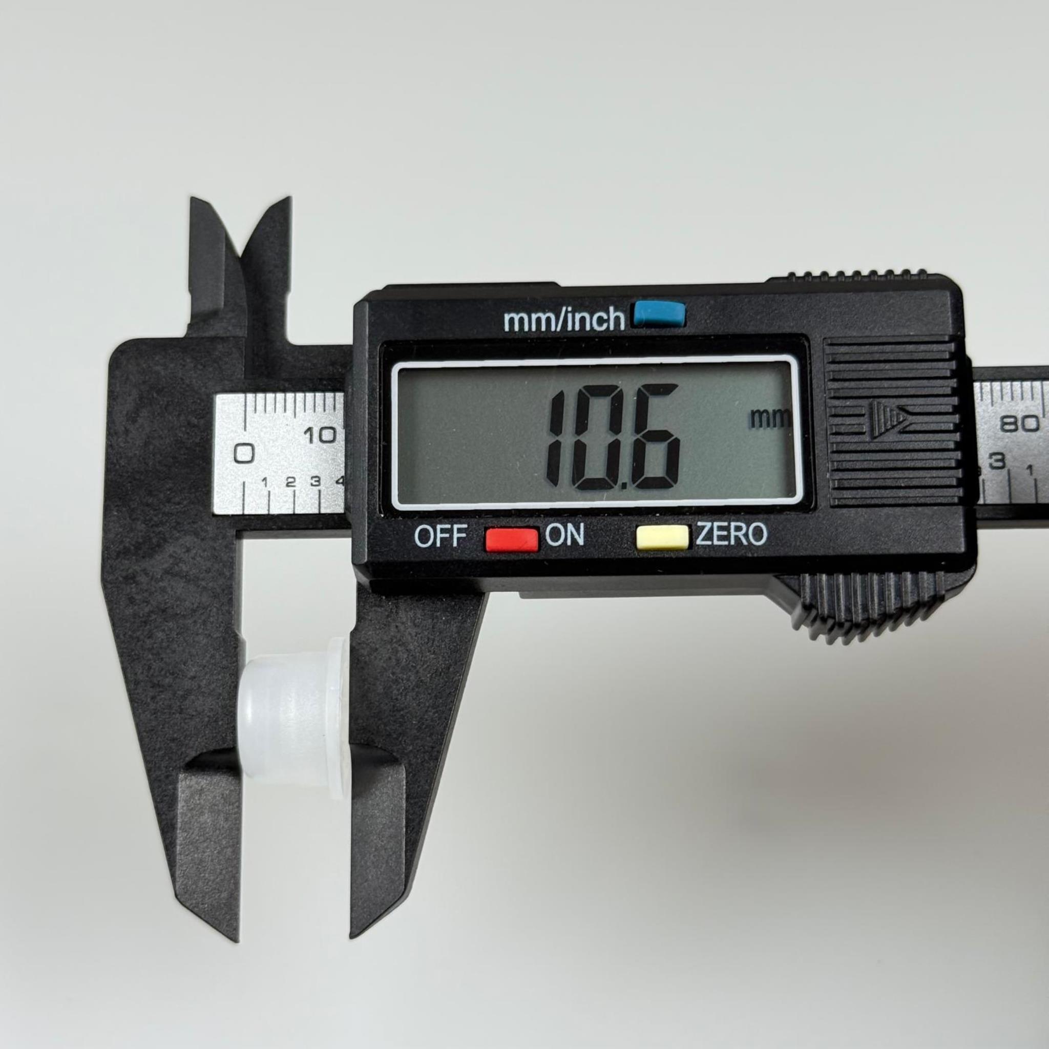 18 AĞIZ PET ŞİŞELERE UYGUN PLASTİK DELİKLİ KÖR TIPA - 18 AĞIZ PLASTİK ŞİŞELERE UYGUN KOLONYA TIPASI - PLASTİK ŞİŞE TIPASI