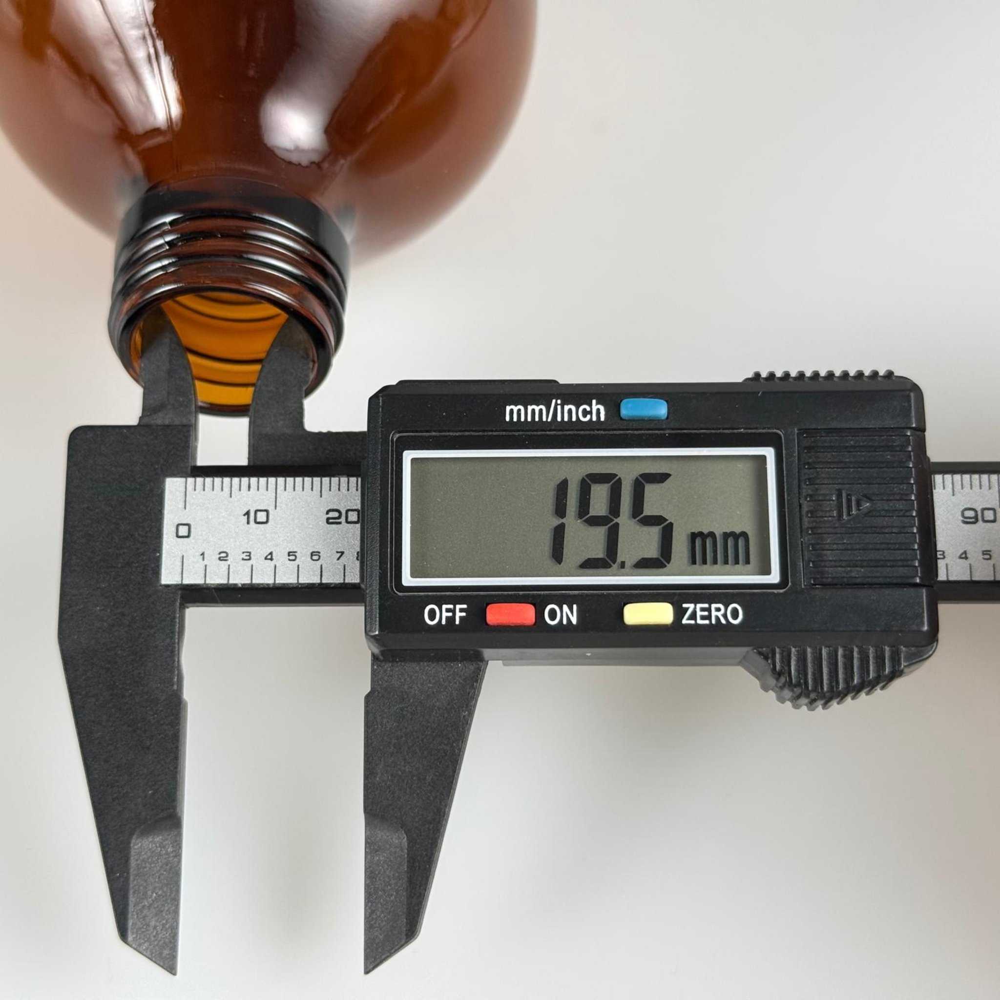 500 CC AMBER TOMBUL CAM ŞİŞE KAPAKSIZ (28 AĞIZ) - 500 ML CAM ŞİŞE - KAHVERENGİ