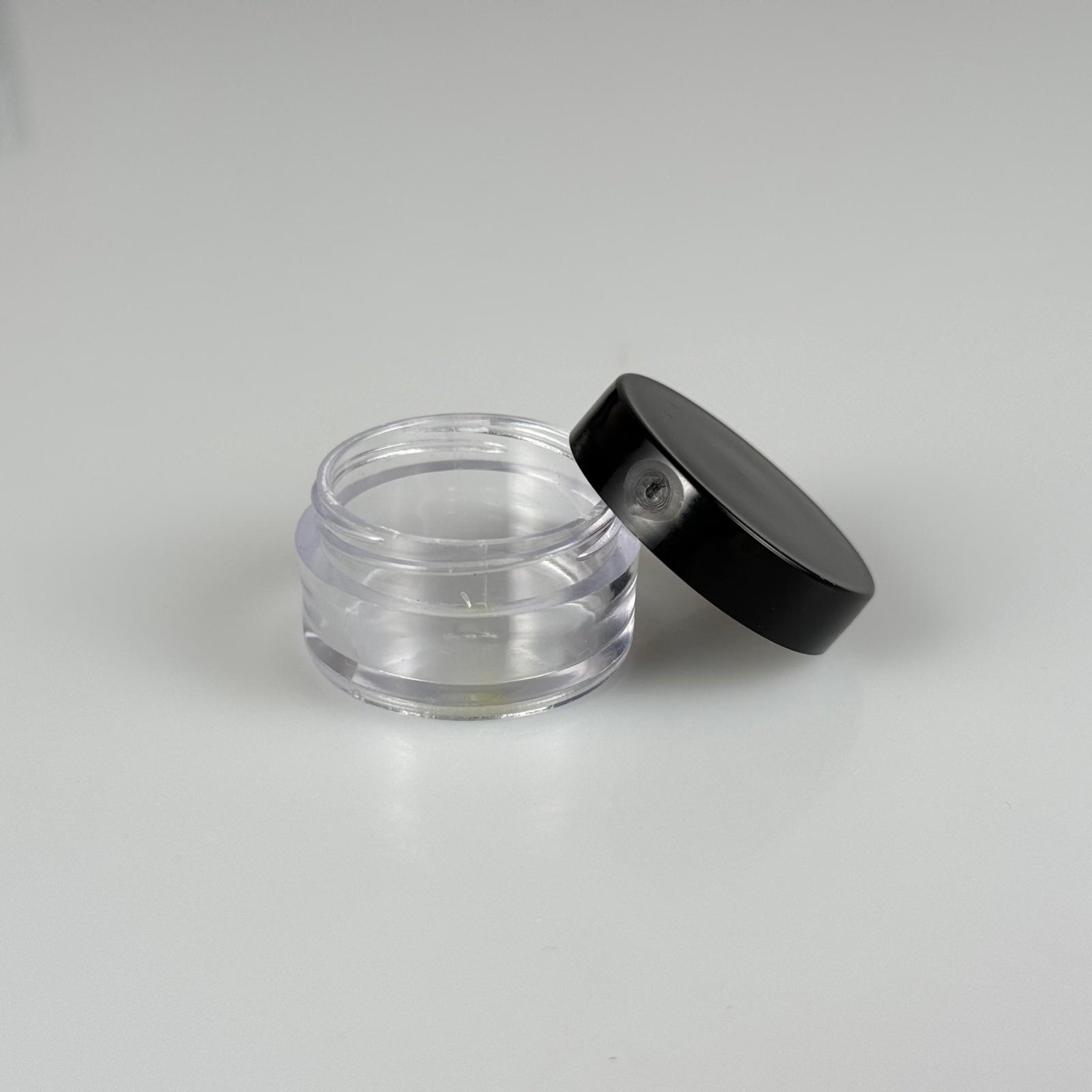 5 CC ŞEFFAF MİKA KREM KAVANOZU - SİYAH KAPAKLI - 5 ML MİKA KREM KAVANOZU - UFAK PLASTİK KAVANOZ - AKRİLİK KAVANOZ - KÜÇÜK KAVANOZ - MİNİ AMBALAJ