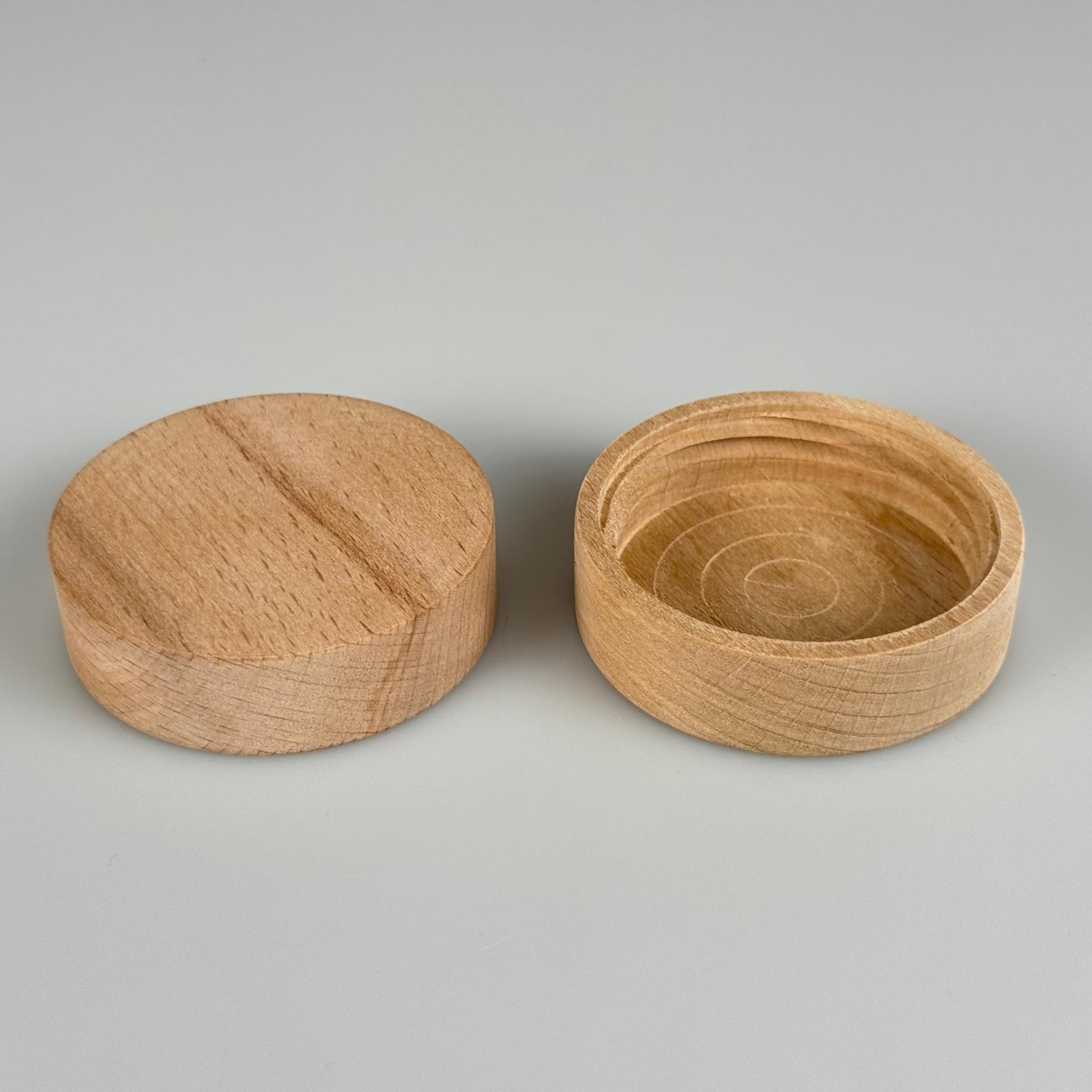 53 MM AHŞAP VİDALI KAPAK (GÜRGEN AĞACI, NEMİ EMER)