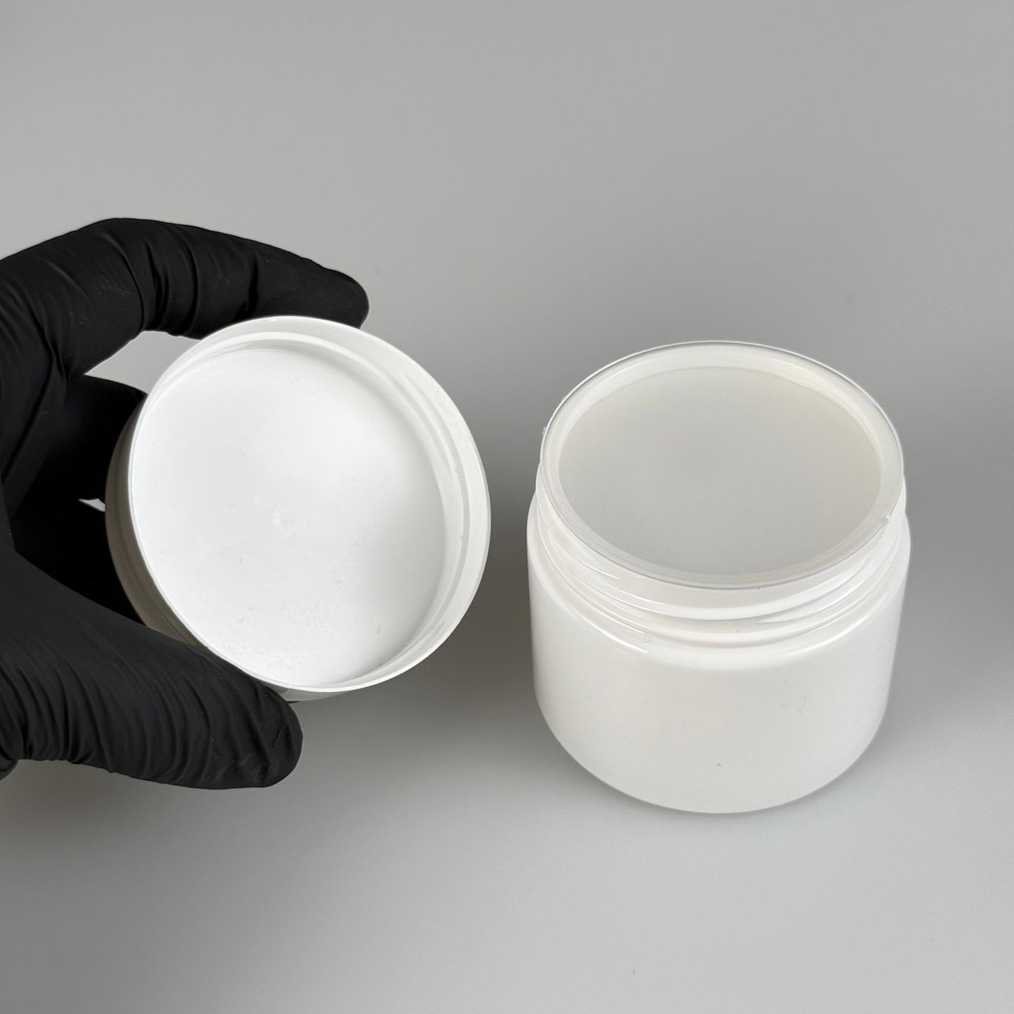 100 CC BEYAZ PET KAVANOZ - BEYAZ KAPAKLI - İÇ TIPALI  - 100 ML PLASTİK KREM KAVANOZU