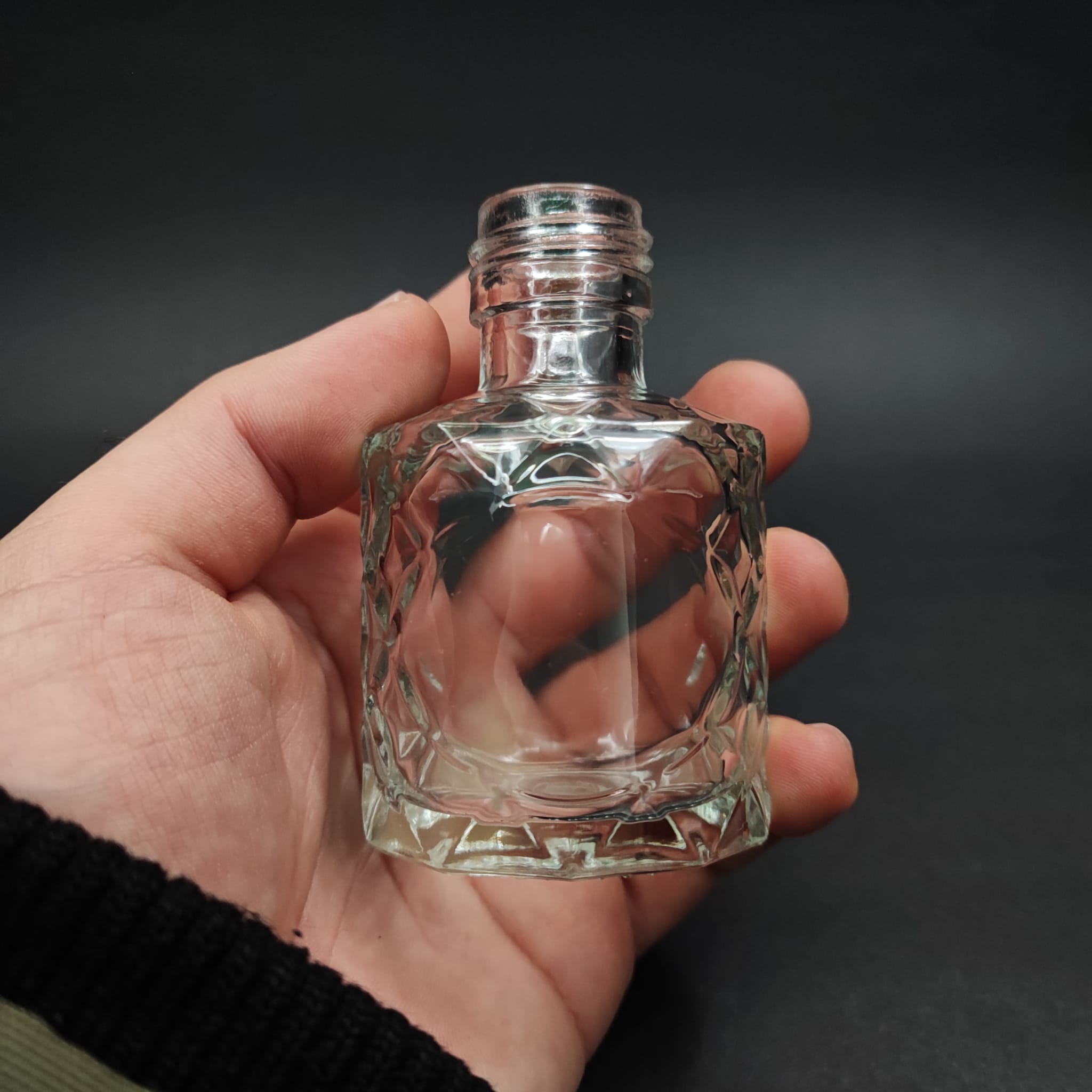 50 CC VELORA CAM ŞİŞE - 24 AĞIZ KAPAKSIZ - 50 ML LÜKS CAM ŞİŞE VİDALI AĞIZ