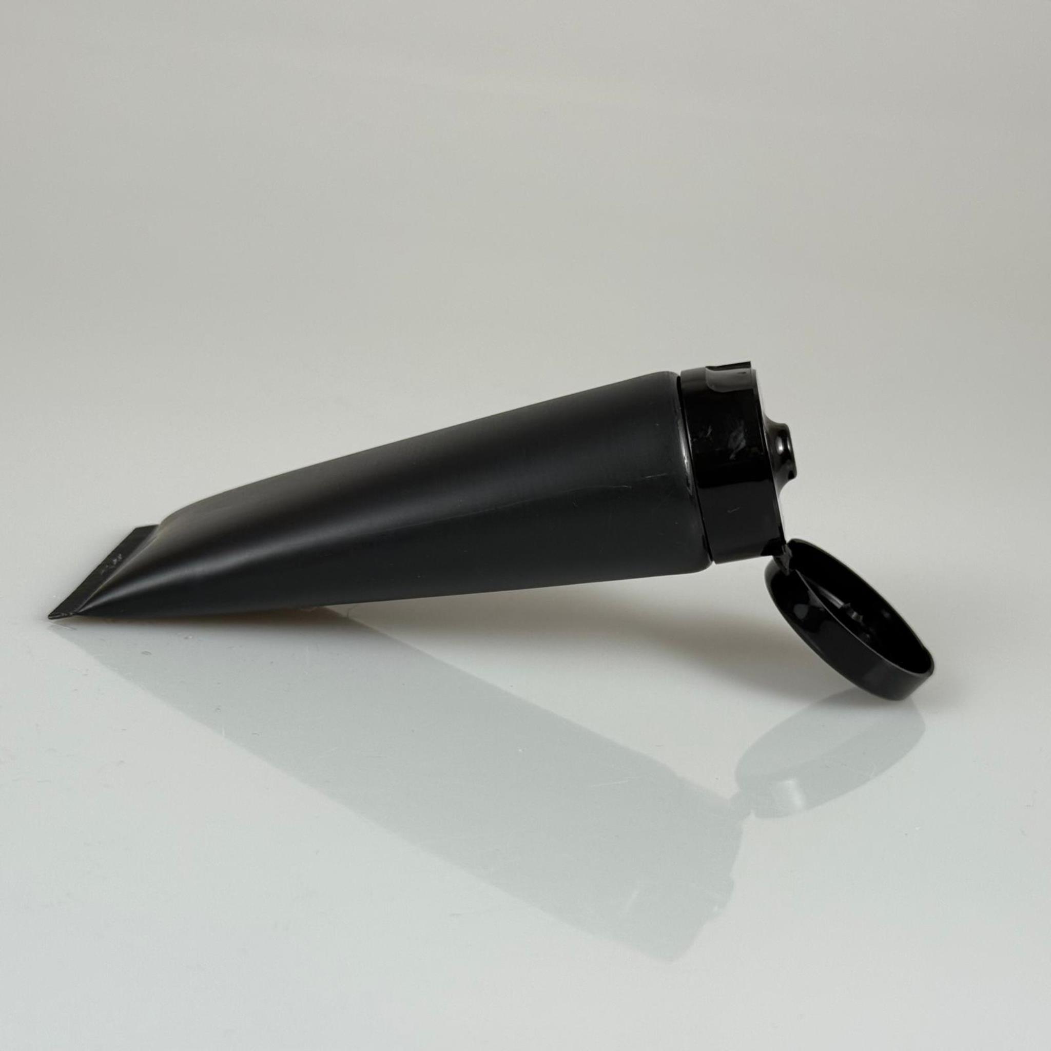 KOZMETİK İÇİN SİYAH BOŞ KREM TÜPÜ FLİPTOP KAPAKLI  - 100 ML - MERHEM TÜPÜ - PLASTİK MANÜEL DOLDURULABİLİR BOŞ TÜP - LİPGLOSS TÜP - DUDAK PARLATICISI TÜPÜ - BAL DOLUMU İÇİN PLASTİK TÜP