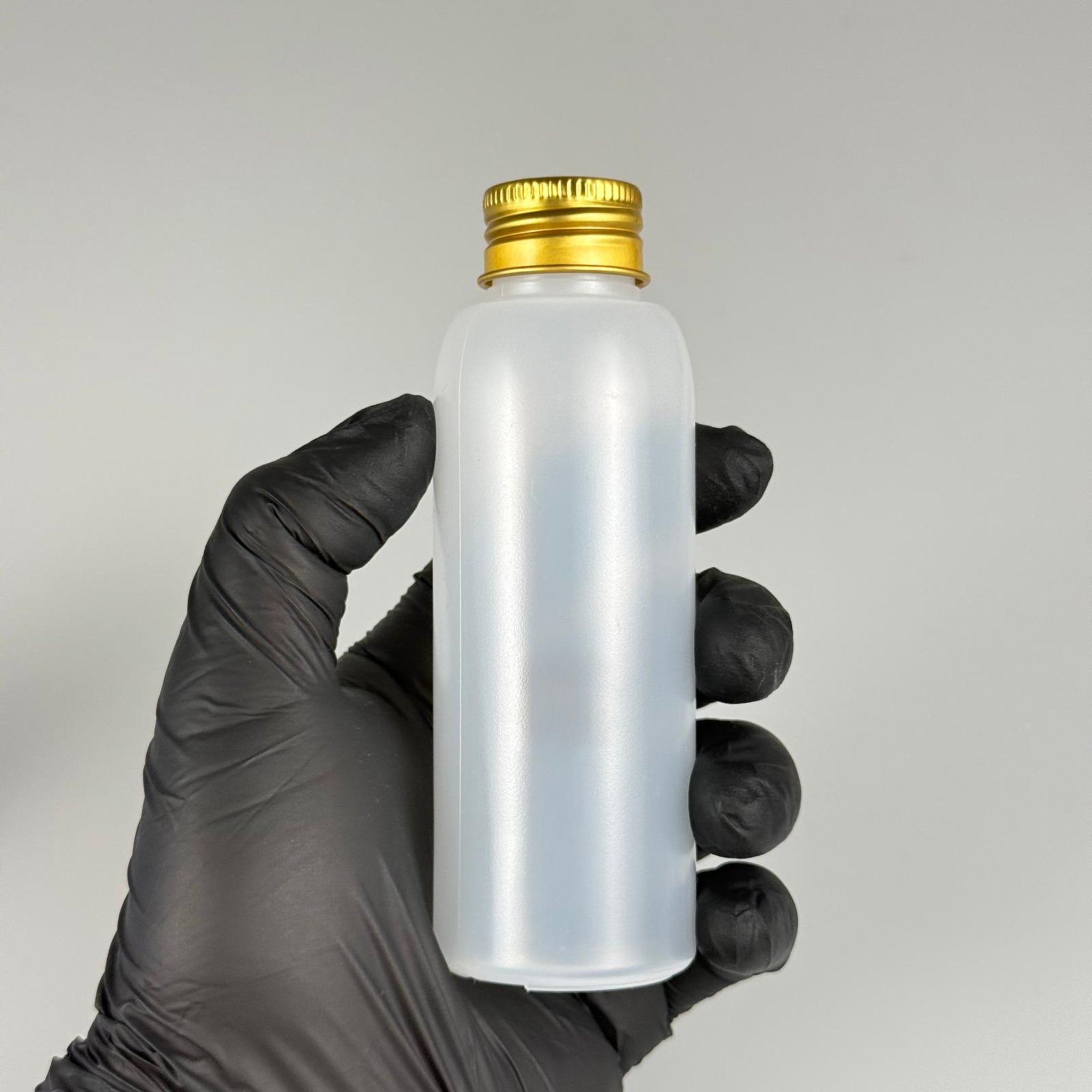 100 ML SIKILABİLİR YUMUŞAK PE POLİETİLEN PLASTİK ASETON ŞİŞESİ ( 24 AĞIZ ) + KÖPÜK CONTALI GOLD METAL ALÜMİNYUM KAPAKLI TAKIM - 100 cc sos, yağ, kartuş, mürekkep vb için boş şişeler