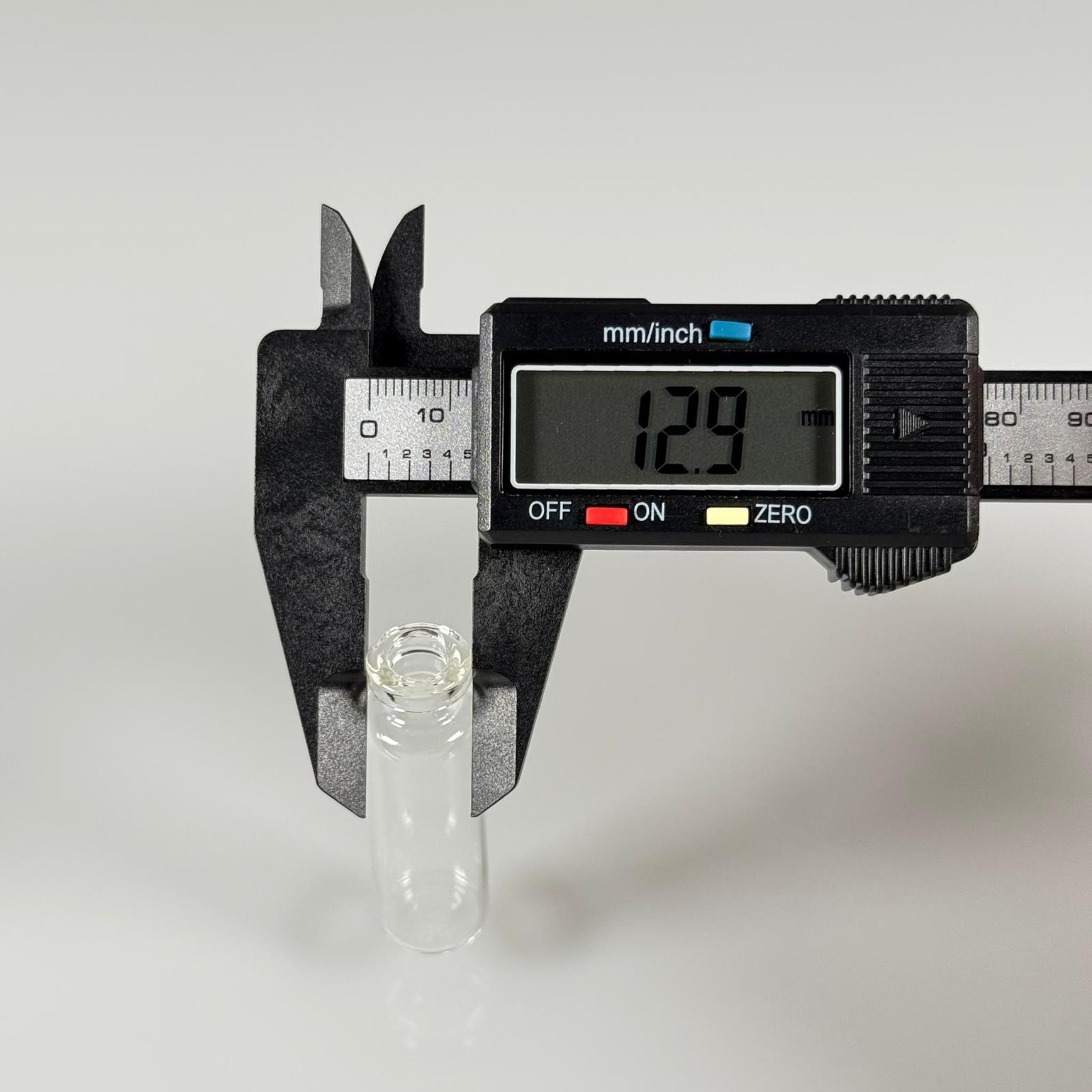 BOROSİLİKAT ŞEFFAF CAM ŞİŞE - 5 CC - 16x50 MM - ÇEKME CAM BORU FLAKON İNCE PENİSİLİN ŞİŞESİ - AĞIZ ÇAPI 13 MM