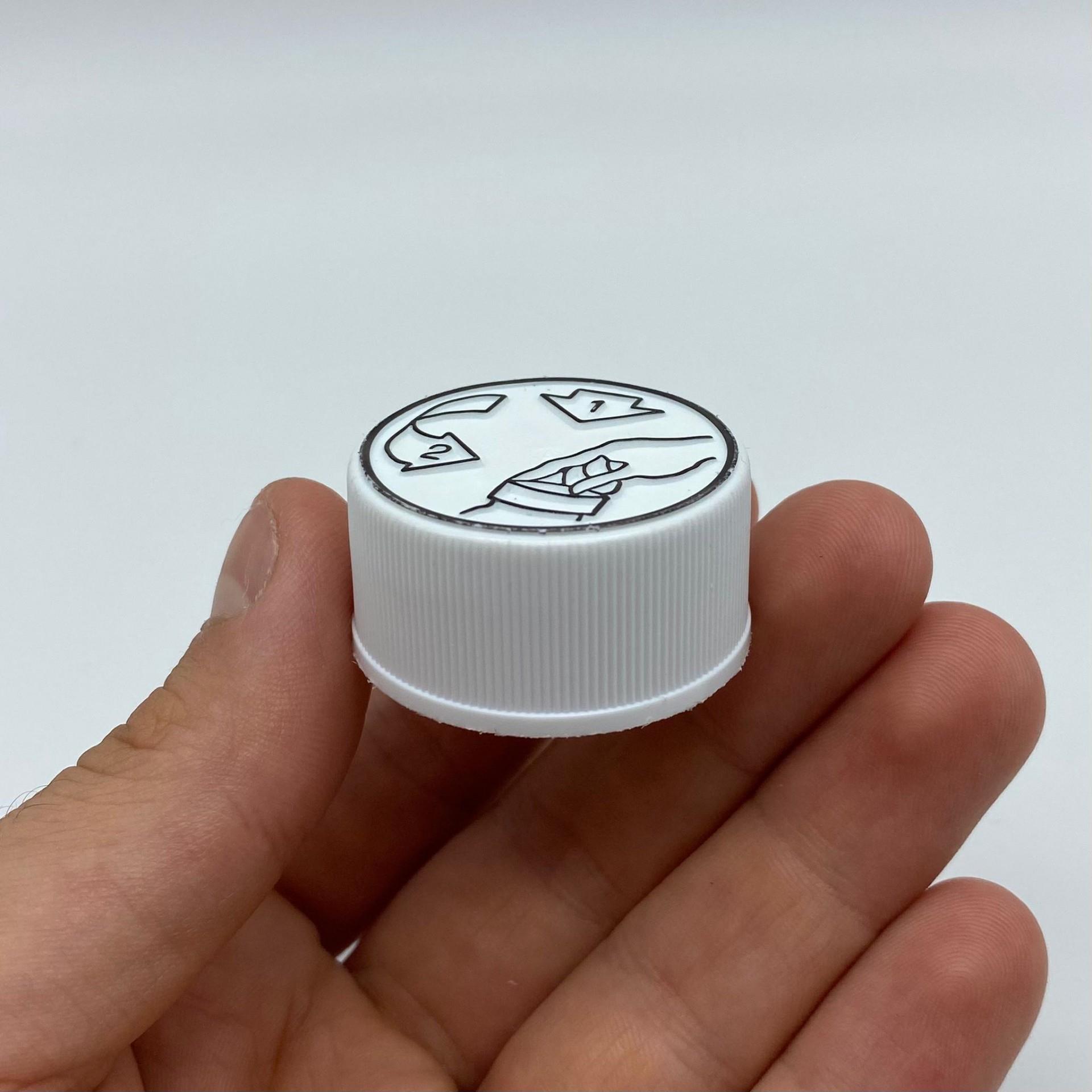 28 MM ÇOCUK KİLİTLİ BEYAZ KAPAK