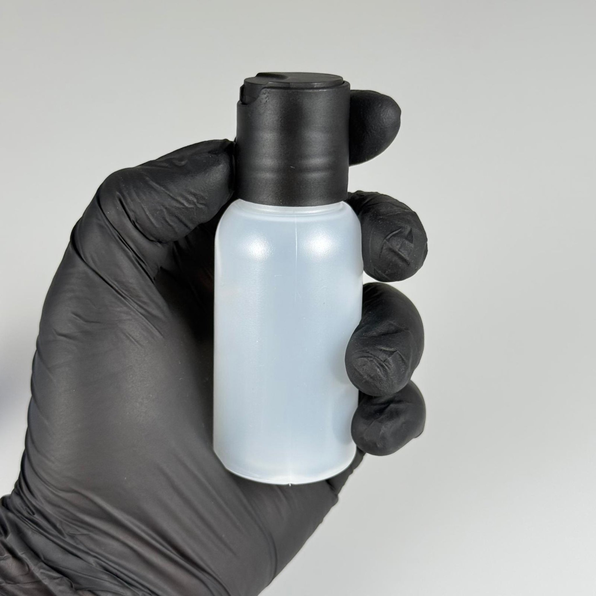 50 ML SIKILABİLİR YUMUŞAK POLİETİLEN PE PLASTİK ŞİŞE - SİYAH DİSKTOP ŞAMPUAN AKITICI - 50 cc sos, yağ, kartuş, mürekkep vb için boş şişeler