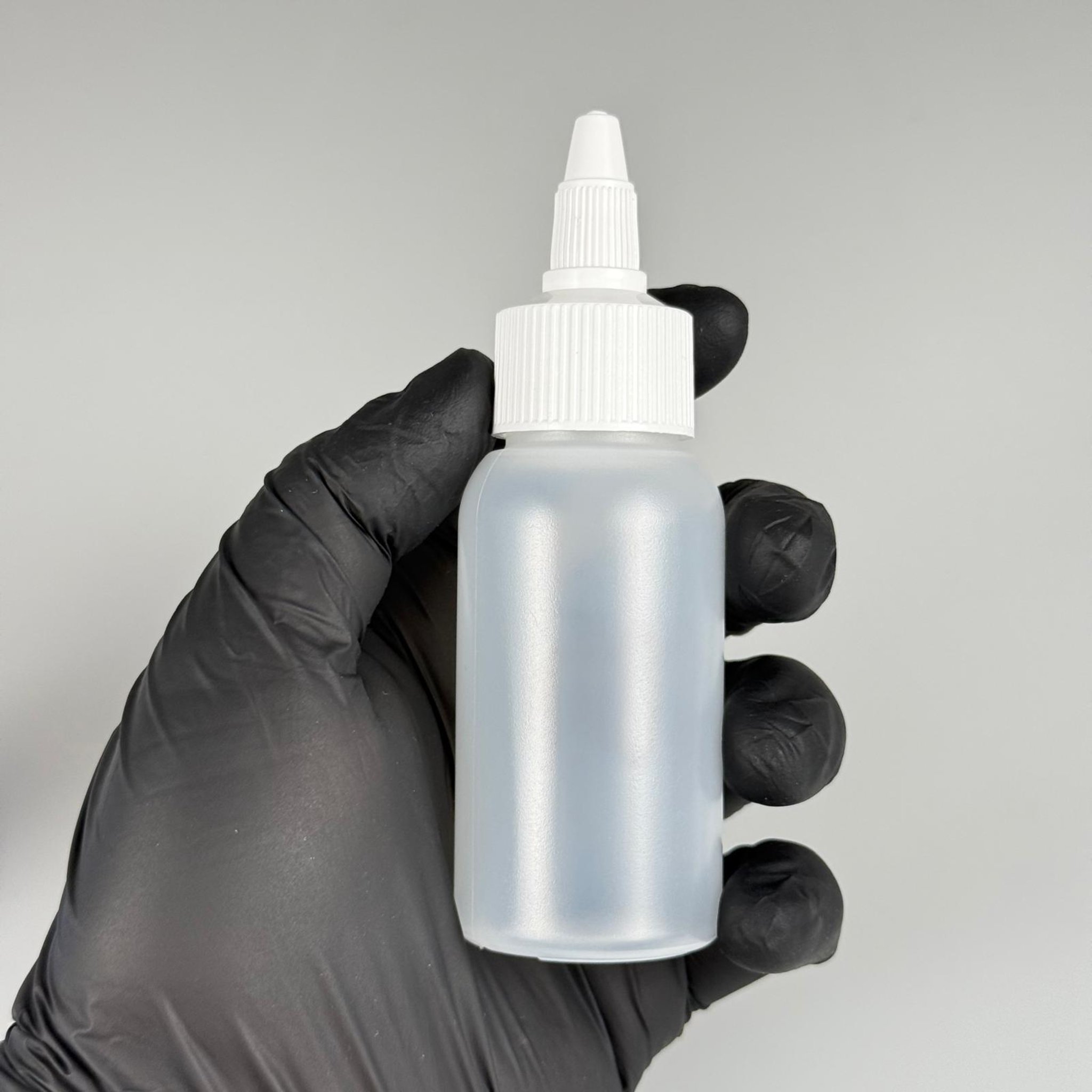 50 ML SIKILABİLİR YUMUŞAK POLİETİLEN PE PLASTİK ŞİŞE - BEYAZ TWİST AKITICI SOS KAPAKLI - 50 cc sos, yağ, kartuş, mürekkep vb için boş şişeler