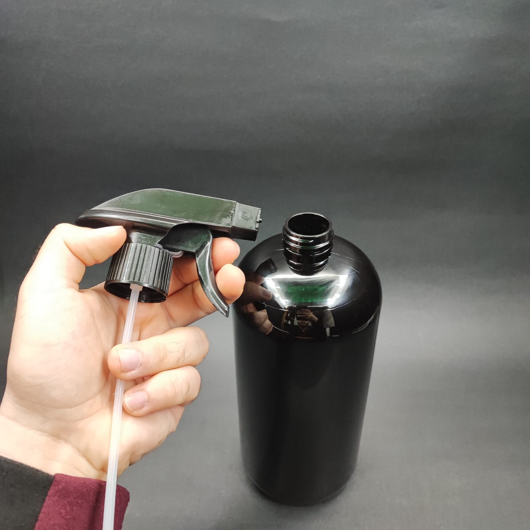 1000 CC SİYAH PET ŞİŞE - SİYAH KÖPÜK YAPICI TRİGER TETİK SPREYLİ - 1 LT OTO TEMİZLİK ÜRÜNLERİ İÇİN BOŞ SPREY ŞİŞE