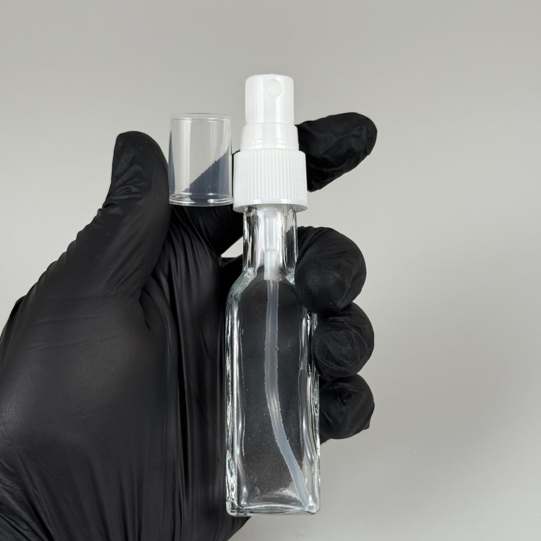 23 CC MARASKA KÖŞELİ CAM ŞİŞE - BEYAZ SPREYLİ - 23 ML KARE HEDİYELİK CAM KOLONYA ŞİŞESİ - DÜĞÜN, NİŞAN, SÖZ, KINA, CENAZE, PROMOSYON İÇİN HEDİYELİK KOLONYA ŞİŞELERİ