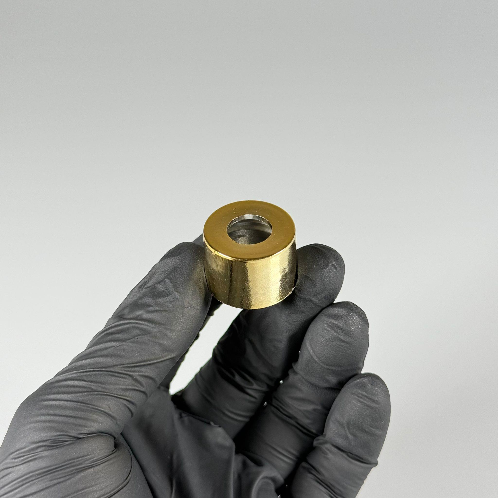 22 MM DELİKLİ PLASTİK GOLD KAPAK (KİMYASALA TEMASTA KAPAĞIN BOYASI ÇIKABİLİR)