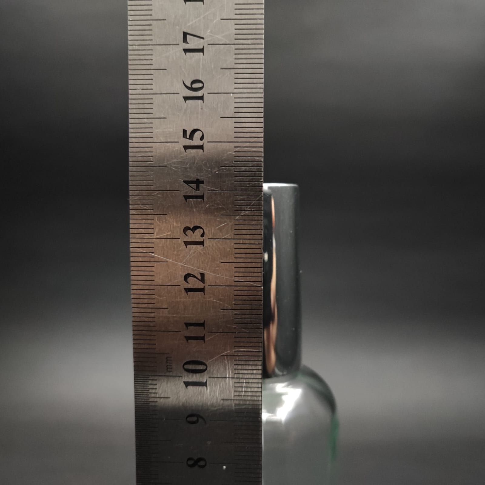 100 ML LÜKS VİDALI VALF ÇEVİRME PARFÜM ŞİŞELERİ - 100 CC ŞEFFAF CAM ŞİŞE - GÜMÜŞ METAL SPREYLİ KAPAKLI SET