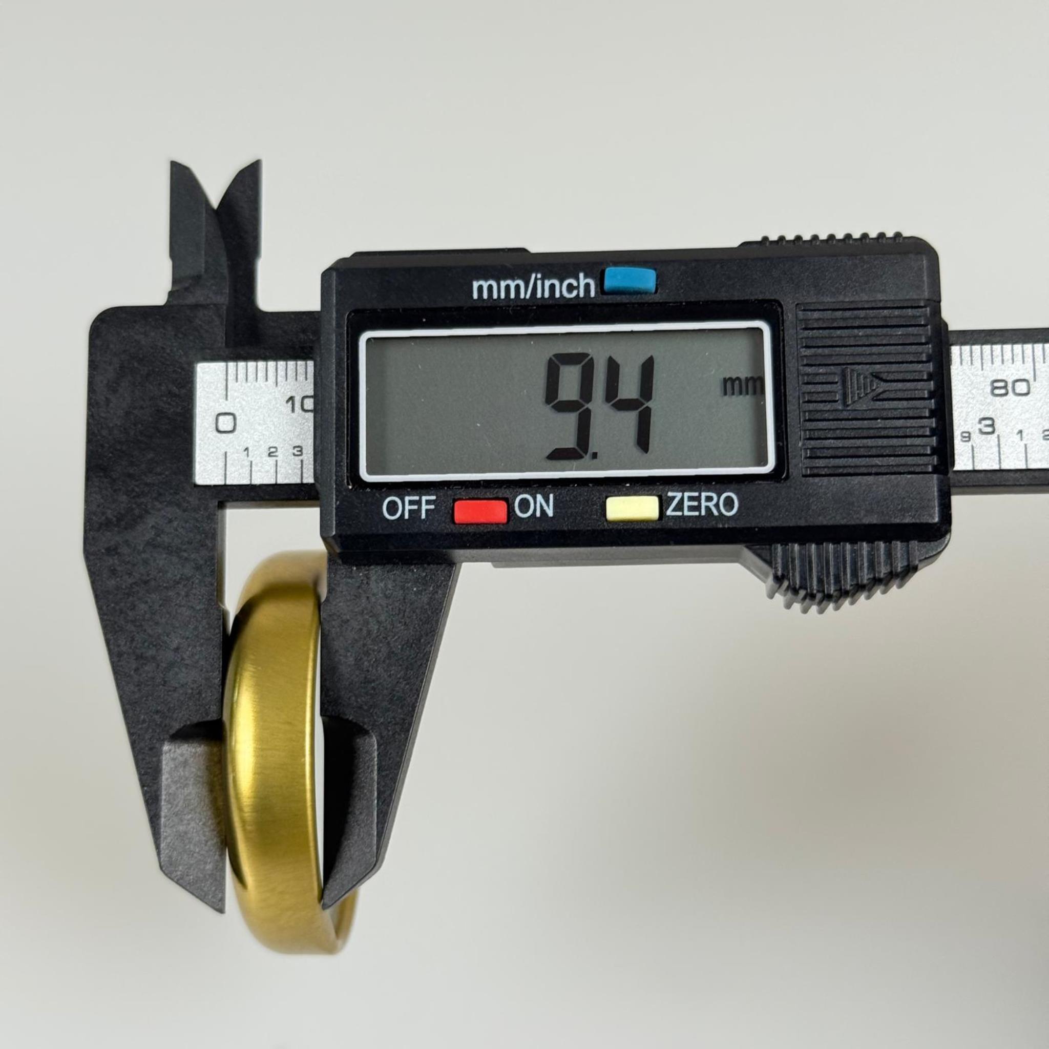 38 MM TWİST-OFF GOLD METAL KAPAK