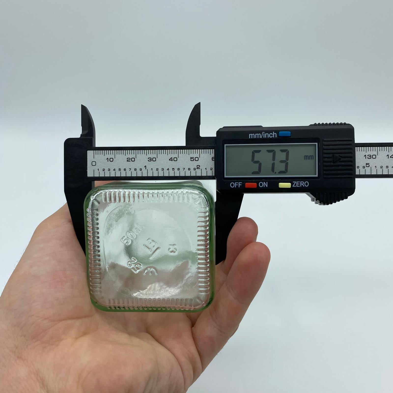 500 CC ŞEFFAF CAM MARASKA KÖŞELİ ŞİŞE (VİDALI) (31 AĞIZ) KAPAKSIZ - 500 ML MARASKA CAM ŞİŞE - YAĞ SİRKE ŞİŞESİ - ŞİŞECAM ÜRÜN KODU: 121250 İLE EŞDEĞERDİR