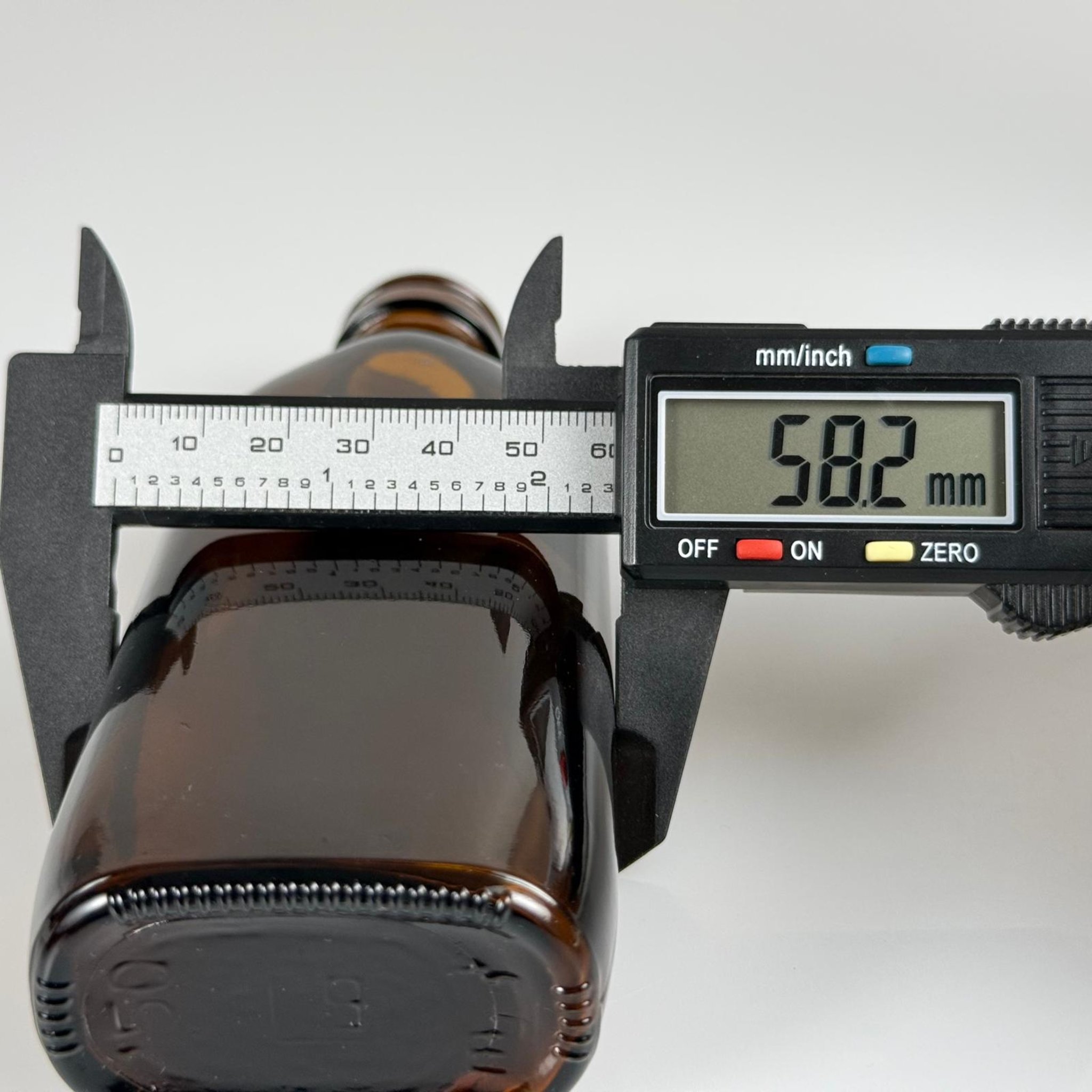 150 CC AMBER  CAM YASSI COLD BREW ŞİŞE (SOĞUK KAHVE ŞİŞESİ) KAPAKSIZ (28 AĞIZ) - 150 ML YASSI CAM ŞİŞE