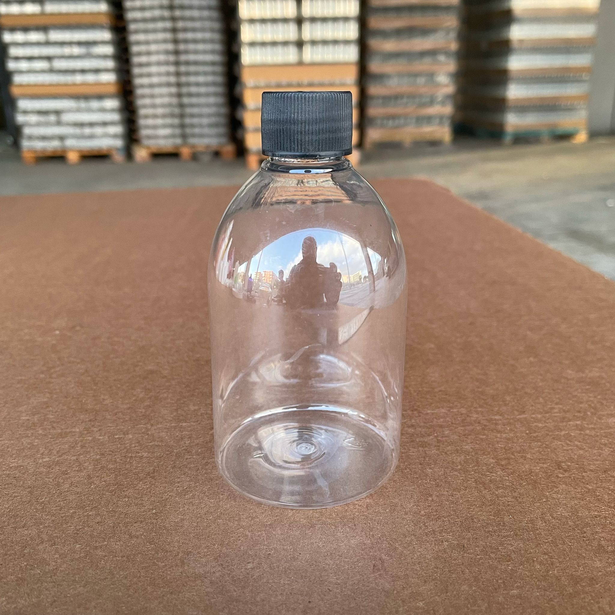 250 CC TOMBUL PET ŞİŞE - SİYAH CONTALI KAPAKLI - 250 TOMBUL PET ŞİŞE