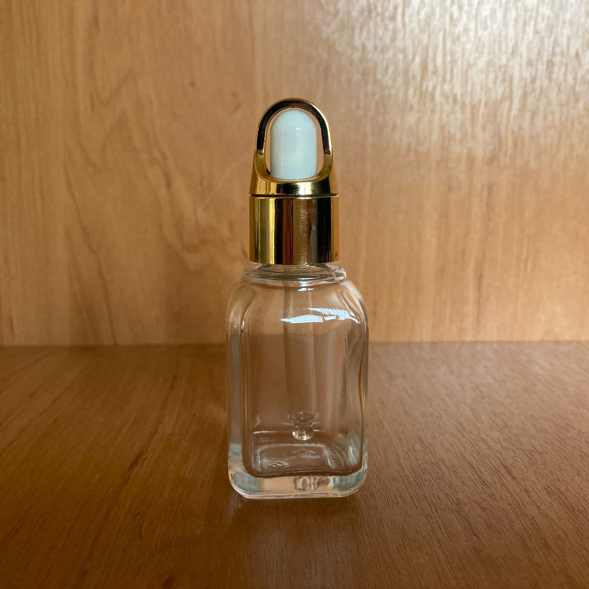 35 CC ŞEFFAF KÖŞELİ CAM ŞİŞE SEPET CAM DAMLALIKLI TAKIM - 35 ML CAM DAMLALIKLI KARE ŞİŞE