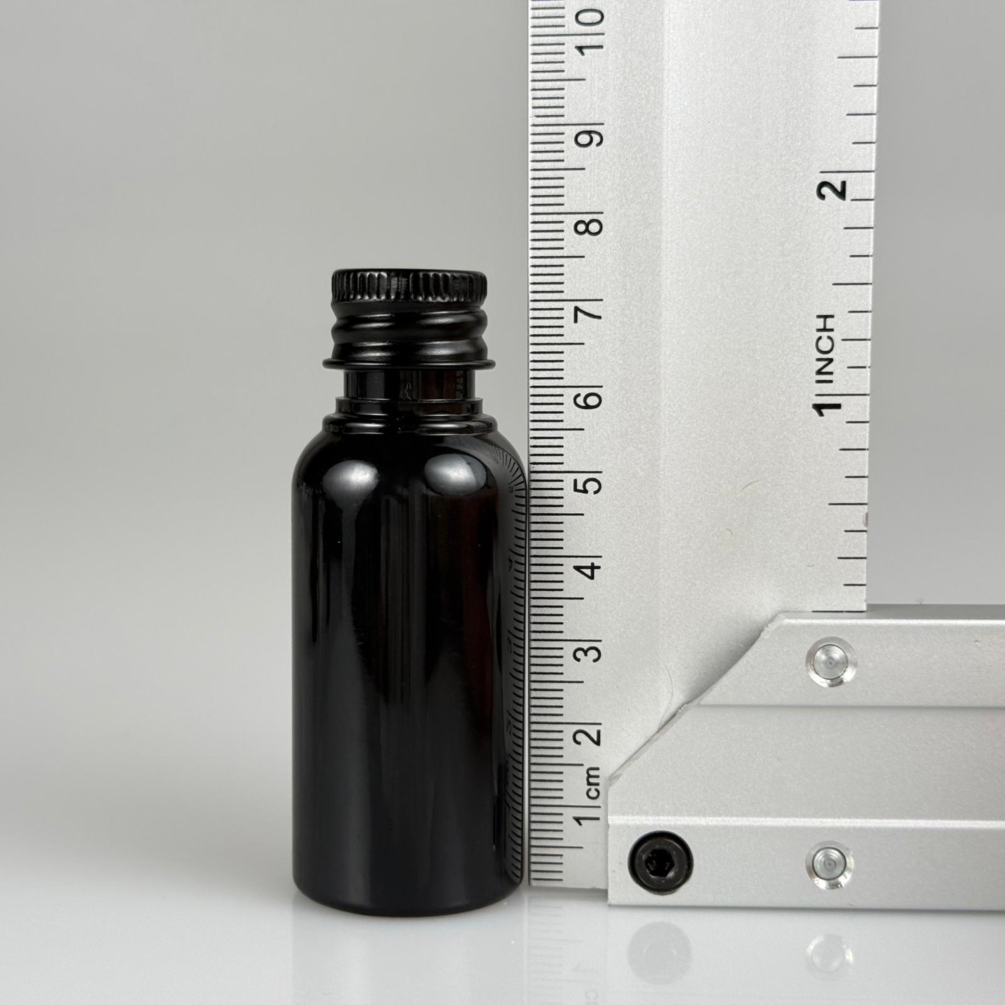 30  CC SİYAH SERT PET ŞİŞE + KÖPÜK CONTALI SİYAH ALÜMİNYUM METAL KAPAKLI TAKIM - 30 ML SİYAH PLASTİK ŞİŞE