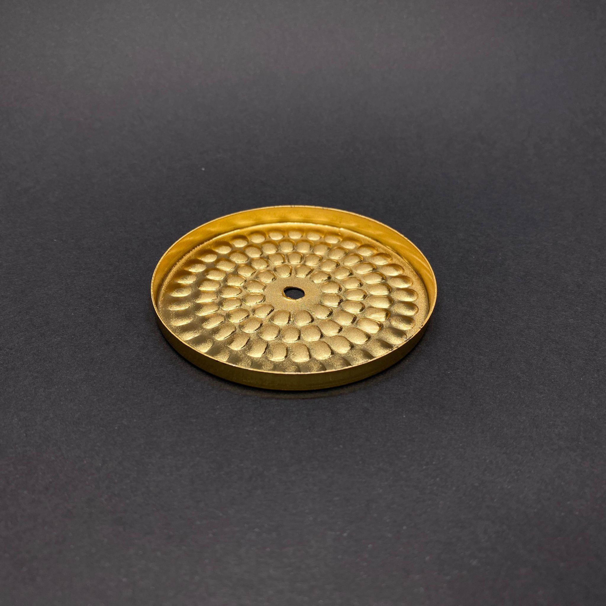 MUM KAPAK DAR - GOLD - MUM İÇİN DELİKLİ OVAL DÖVME METAL KAPAK - 73 MM (MUM BARDAK KAPAĞI)