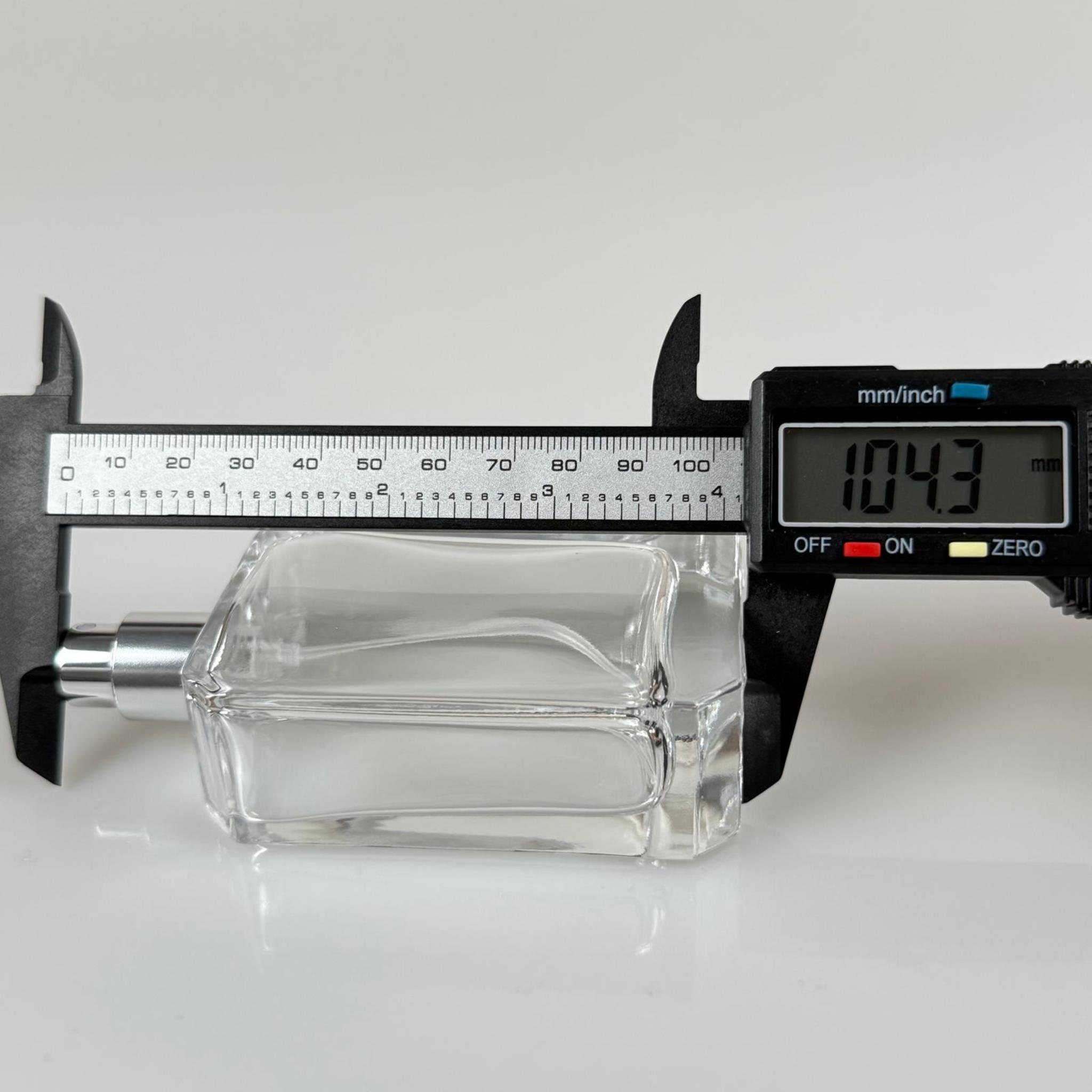 50 ML KÖŞELİ MODEL ANGEL PARFÜM ŞİŞESİ - GÜMÜŞ METAL SPREYLİ (AĞIZ 15 MM GEÇME KOLAY KAPAMA)