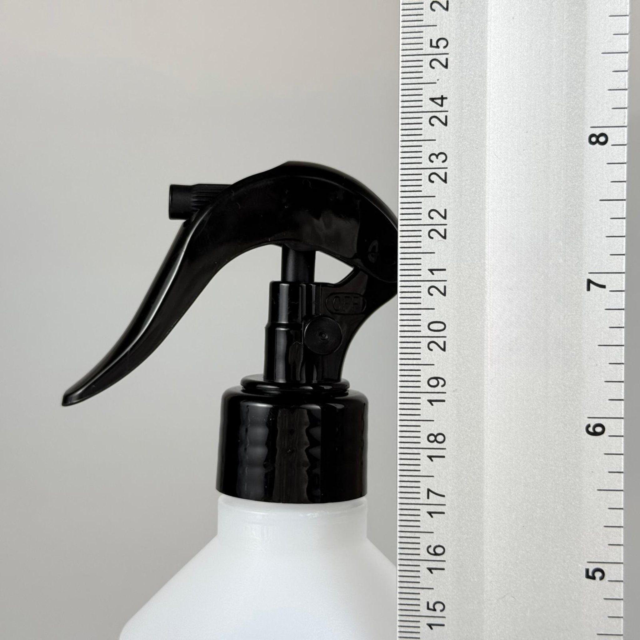 500 CC TİNER ŞİŞESİ - SİYAH TRİGER TETİK SPREYLİ (DUMAN PÜSKÜRTÜR) - 500 ML KİMYASALA DAYANIKLI PLASTİK ŞİŞE - 0,5 LT POLİETİLEN ŞİŞE