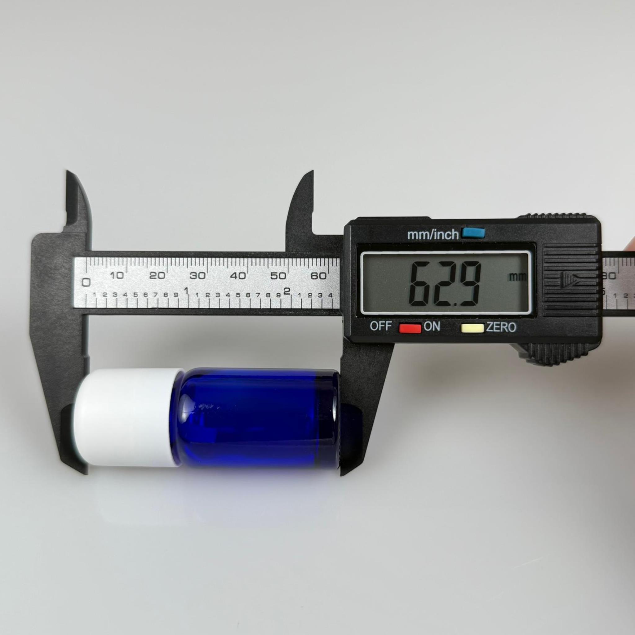 10 CC MAVİ CAM ŞİŞE + İÇTEN DAMLALIKLI ÇOCUK KİLİTLİ BEYAZ KAPAK - MAVİ 10 ML KİLİT KAPAKLI DAMLATMALI ŞİŞE