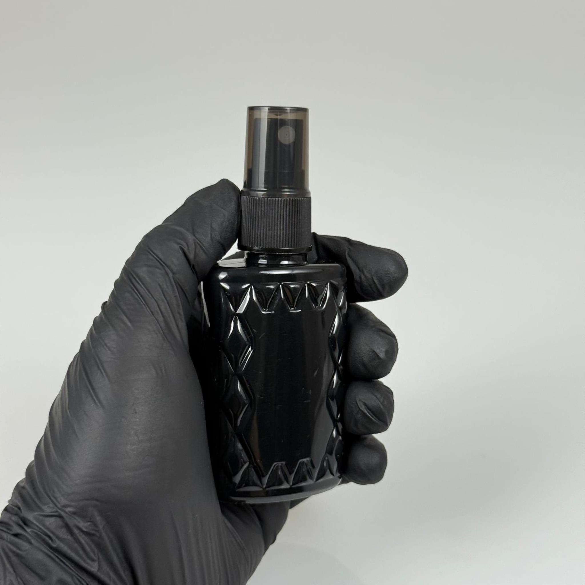 50 CC SİYAH PET KÖŞELİ PARFÜM ŞİŞESİ - SİYAH SPREYLİ - 50 ML PLASTİK PARFÜM - KOLONYA ŞİŞESİ