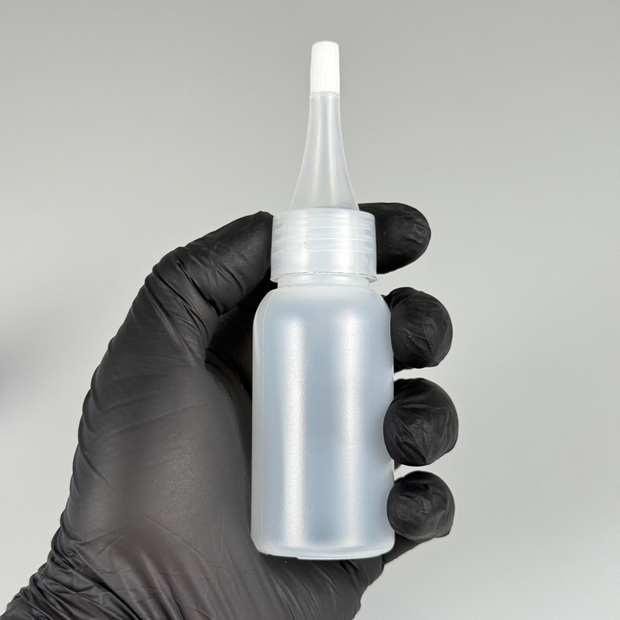 50 ML SIKILABİLİR YUMUŞAK POLİETİLEN PE PLASTİK ŞİŞE - ŞEFFAF SİVRİ AKITICI KAPAKLI - 50 cc sos, yağ, kartuş, mürekkep vb için boş şişeler