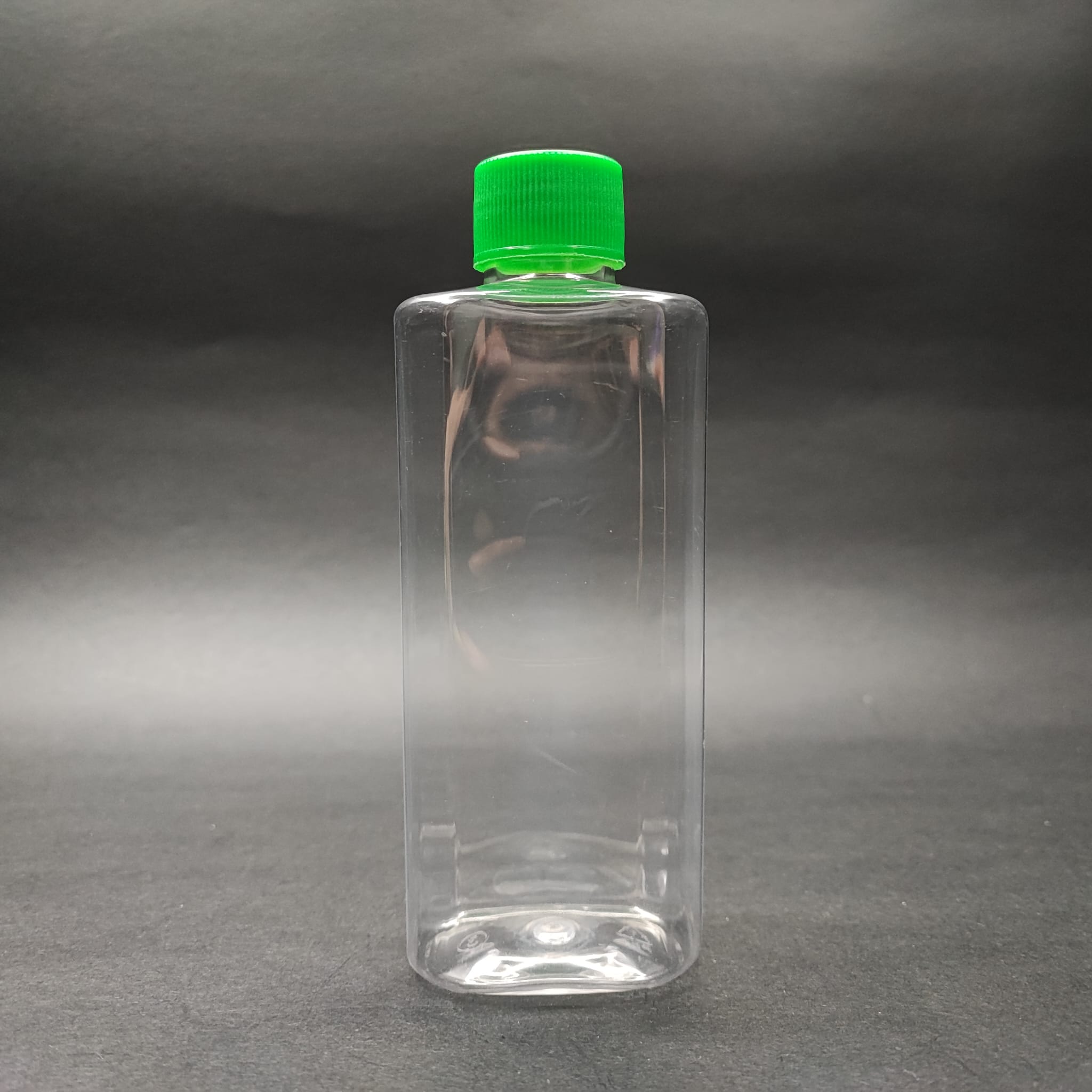 200 CC YASSI PET ŞİŞE - CONTALI YEŞİL KAPAKLI - 200 ML KAPAKLI PLASTİK ŞİŞE