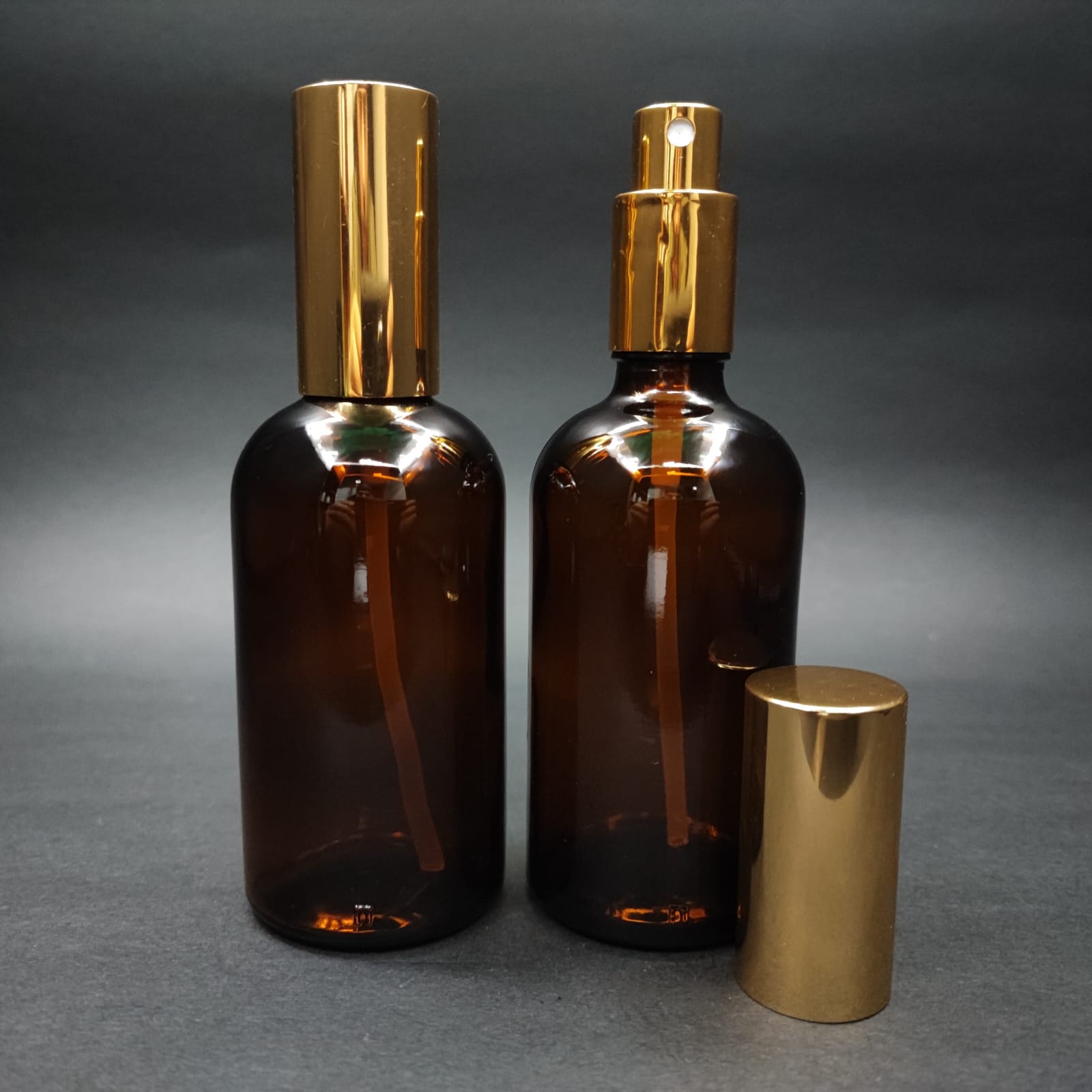 100 ML LÜKS VİDALI VALF ÇEVİRME PARFÜM ŞİŞELERİ - 100 CC AMBER CAM ŞİŞE - GOLD METAL SPREYLİ KAPAKLI SET