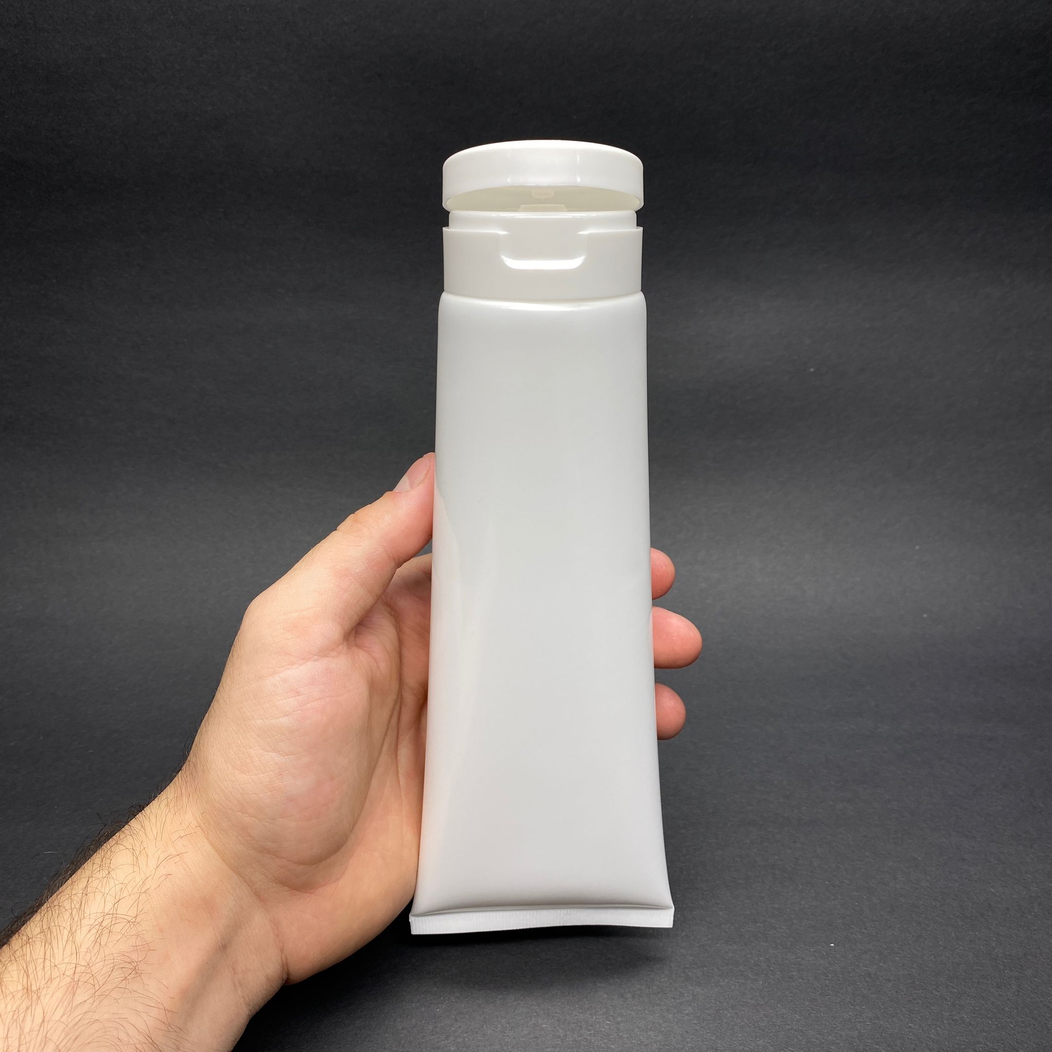 KOZMETİK İÇİN PARLAK BEYAZ BOŞ KREM TÜPÜ KAPAKLI - 250 ML - MERHEM TÜPÜ - PLASTİK MANÜEL DOLDURULABİLİR BOŞ TÜP - LİPGLOSS TÜP - DUDAK PARLATICISI TÜPÜ - BAL DOLUMU İÇİN PLASTİK TÜP - AÇILIR KAPANIR FLİPTOP KAPAKLI