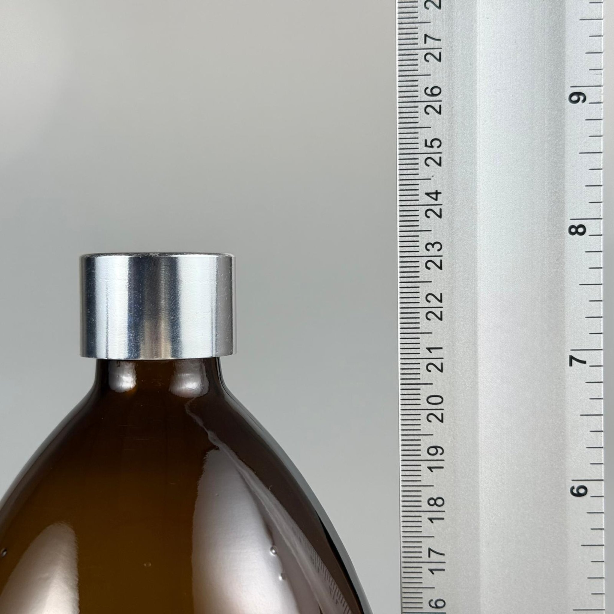 1000 CC AMBER CAM ŞİŞE + ALÜMİNYUM KAPLAMALI GÜMÜŞ KAPAKLI TAKIM - 1000 ML KAHVERENGİ CAM ŞİŞE