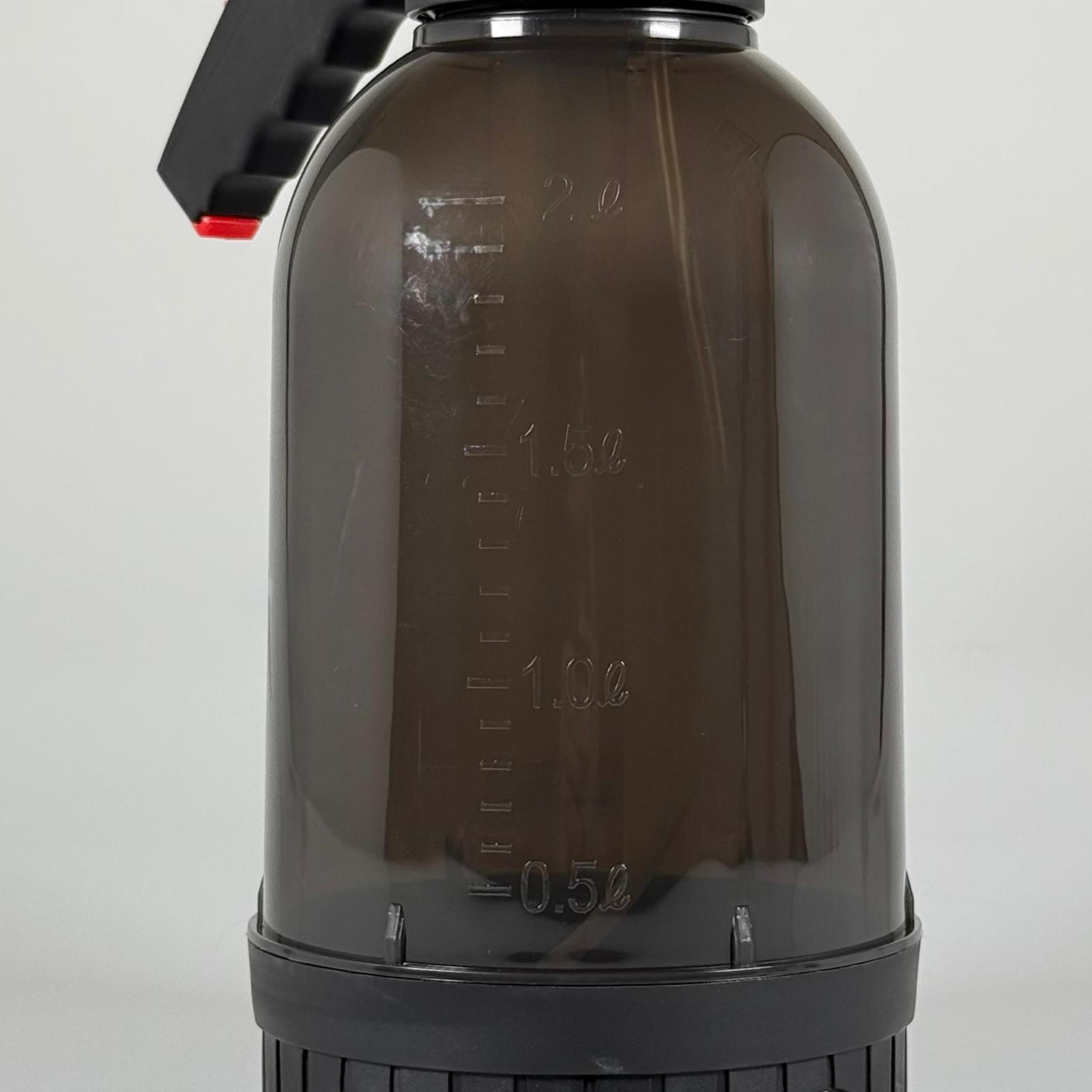 BASINÇLI İLAÇLAMA POMPASI + 2 LT SİYAH YARI SAYDAM ŞİŞE TAKIM - BİTKİ FISFISI , OTO TEMİZLİK , OTO YIKAMA, KÖPÜK YAPICI, SULAMA VB İÇİN İÇİN AYARLANABİLİR PÜSKÜRTÜCÜ SPREY