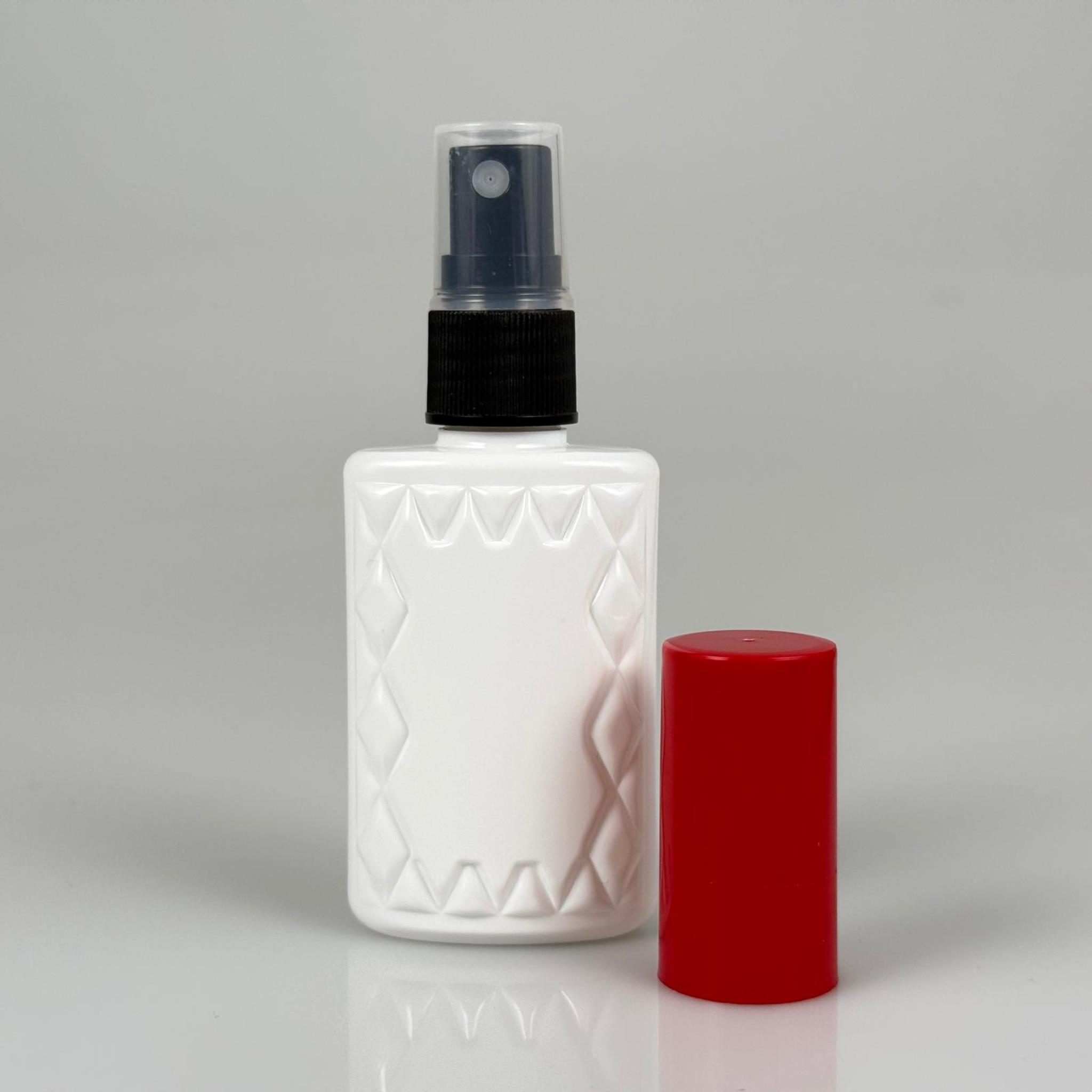 50 CC BEYAZ PET KÖŞELİ PARFÜM ŞİŞESİ  - SİYAH SPREYLİ - KIRMIZI KORUMA KAPAKLI - 50 ML PLASTİK PARFÜM - KOLONYA ŞİŞESİ